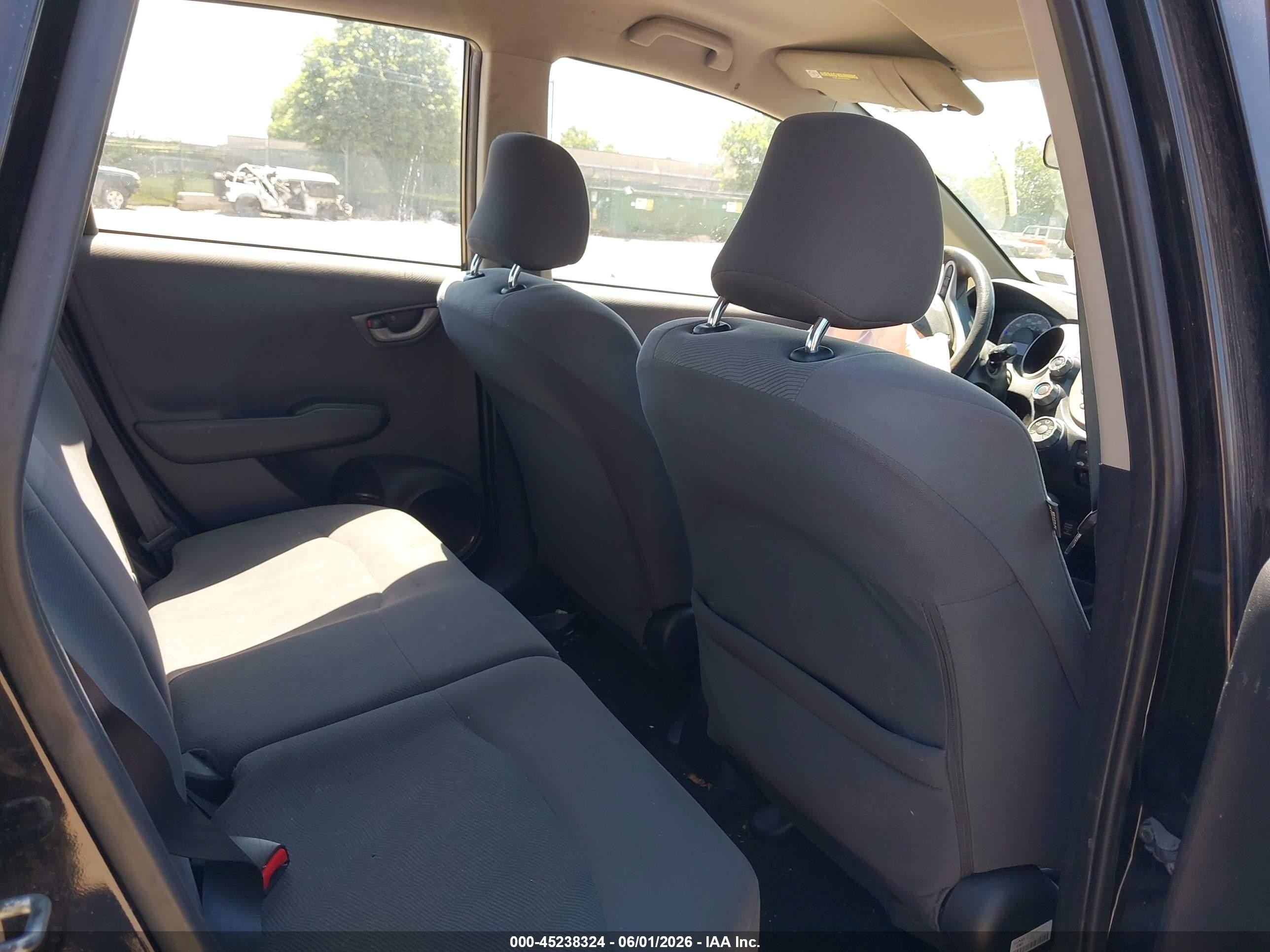 2012 Honda Fit   Black vin: JHMGE8H30CS008121