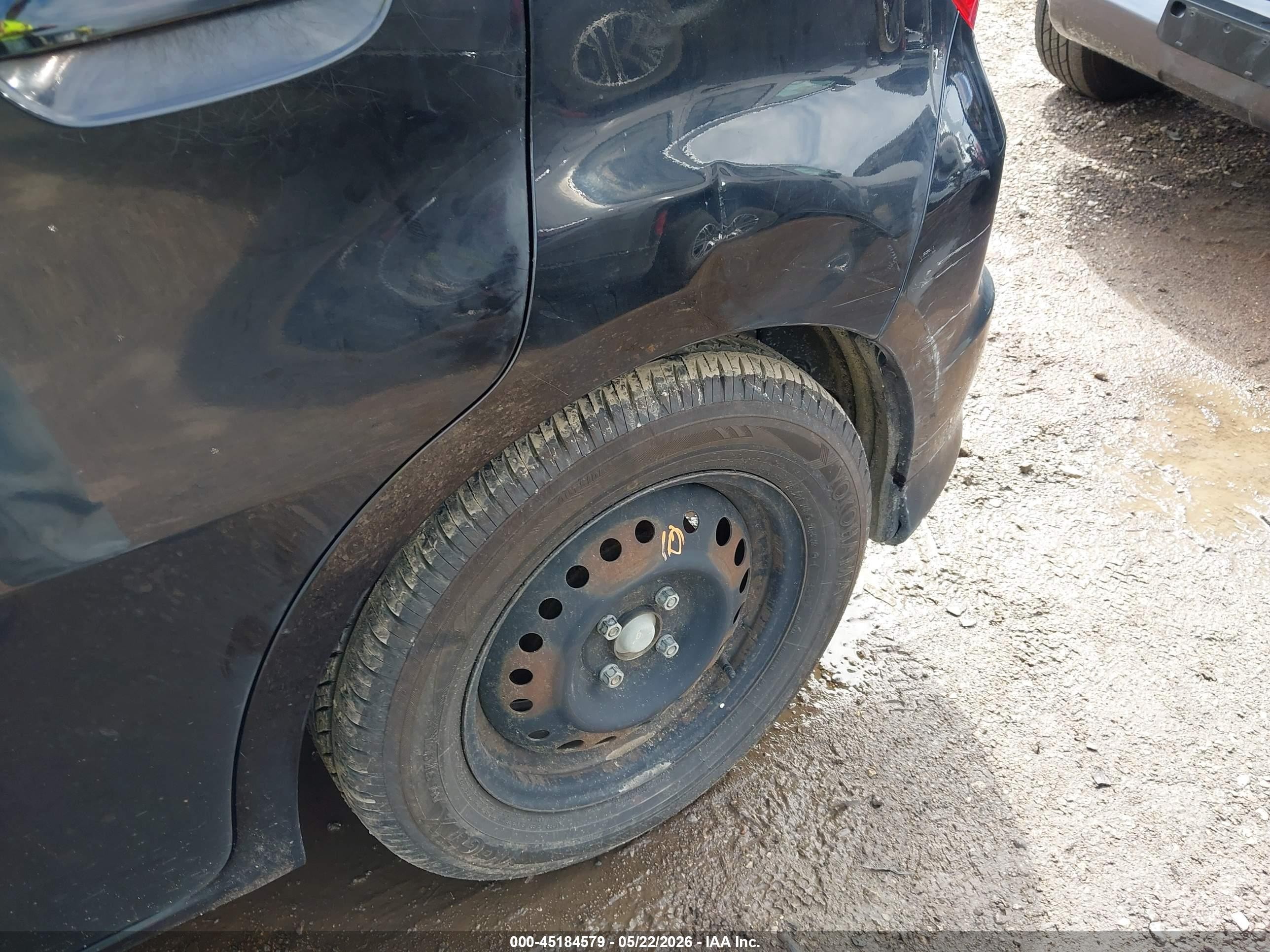 2013 Honda Fit   Black vin: JHMGE8H30DC008261
