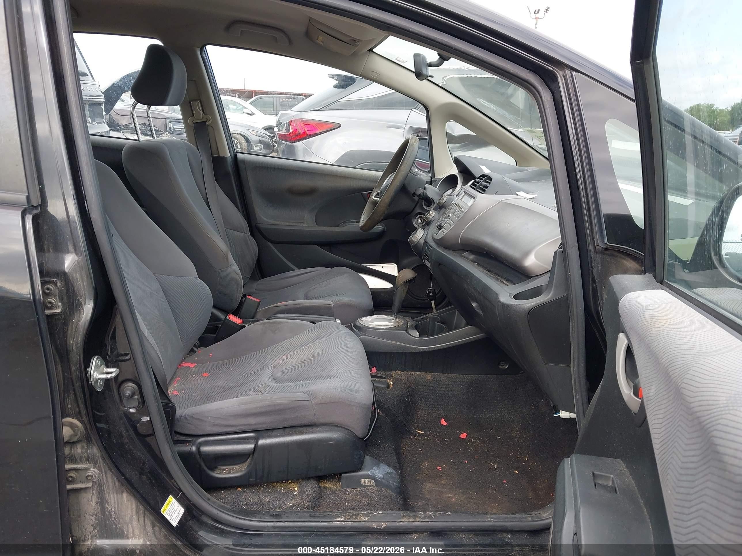 2013 Honda Fit   Black vin: JHMGE8H30DC008261