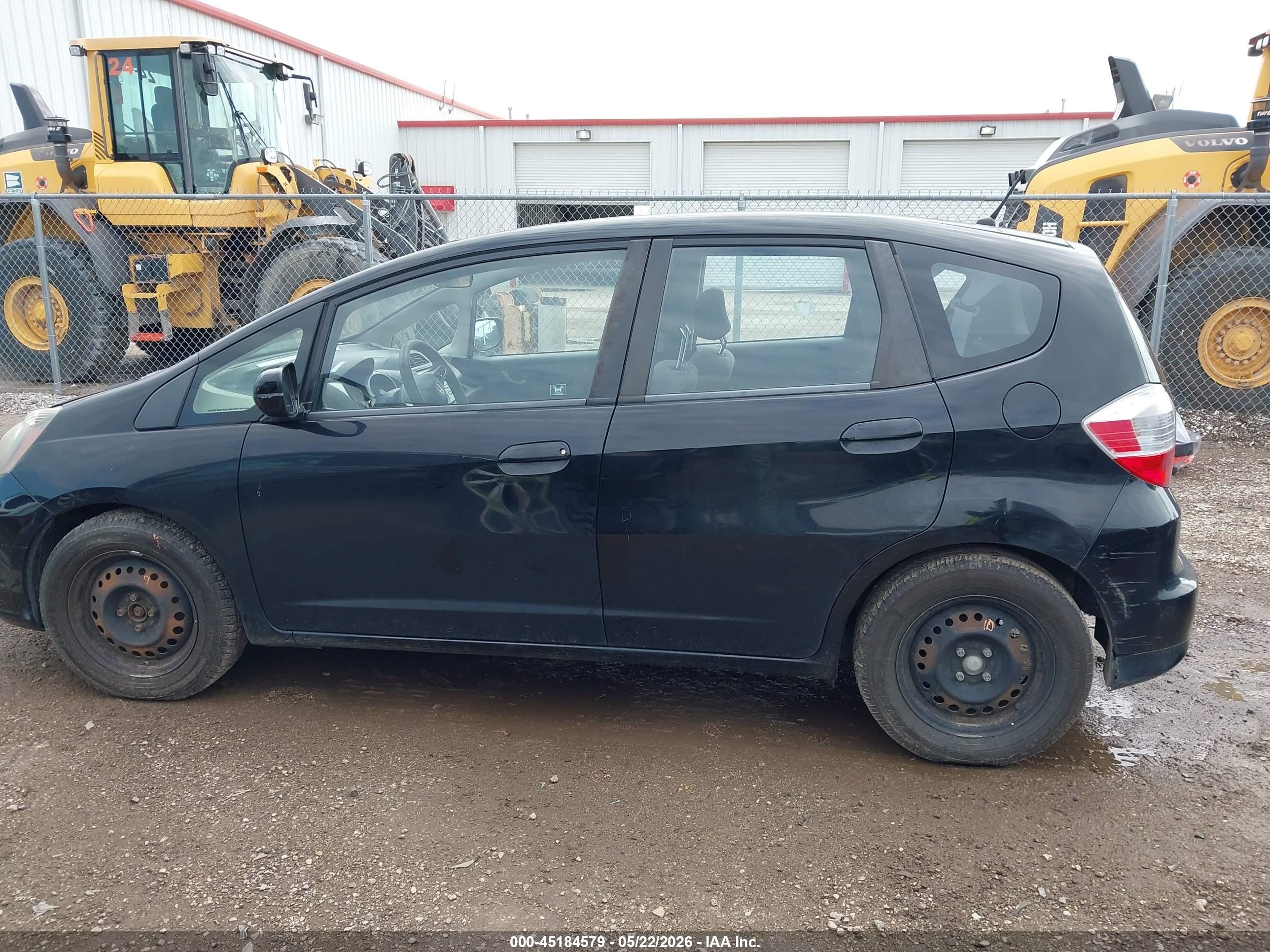 2013 Honda Fit   Black vin: JHMGE8H30DC008261