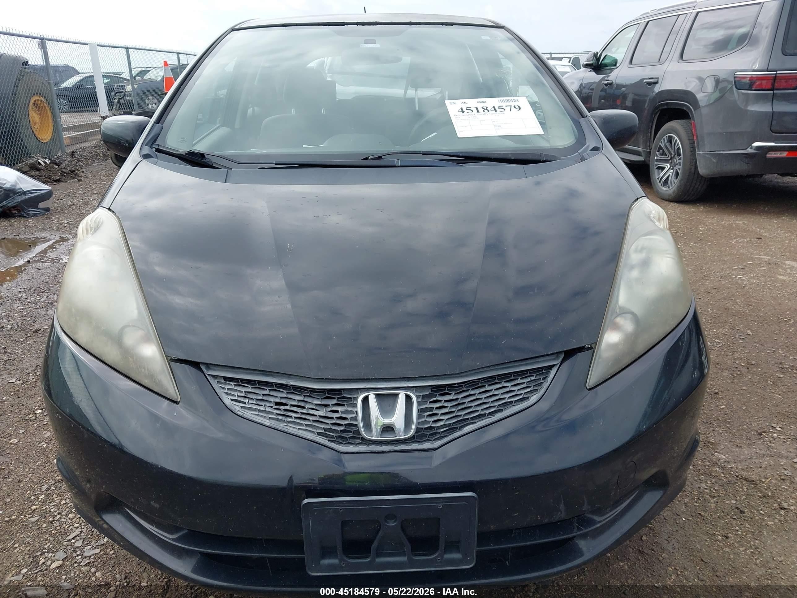 2013 Honda Fit   Black vin: JHMGE8H30DC008261