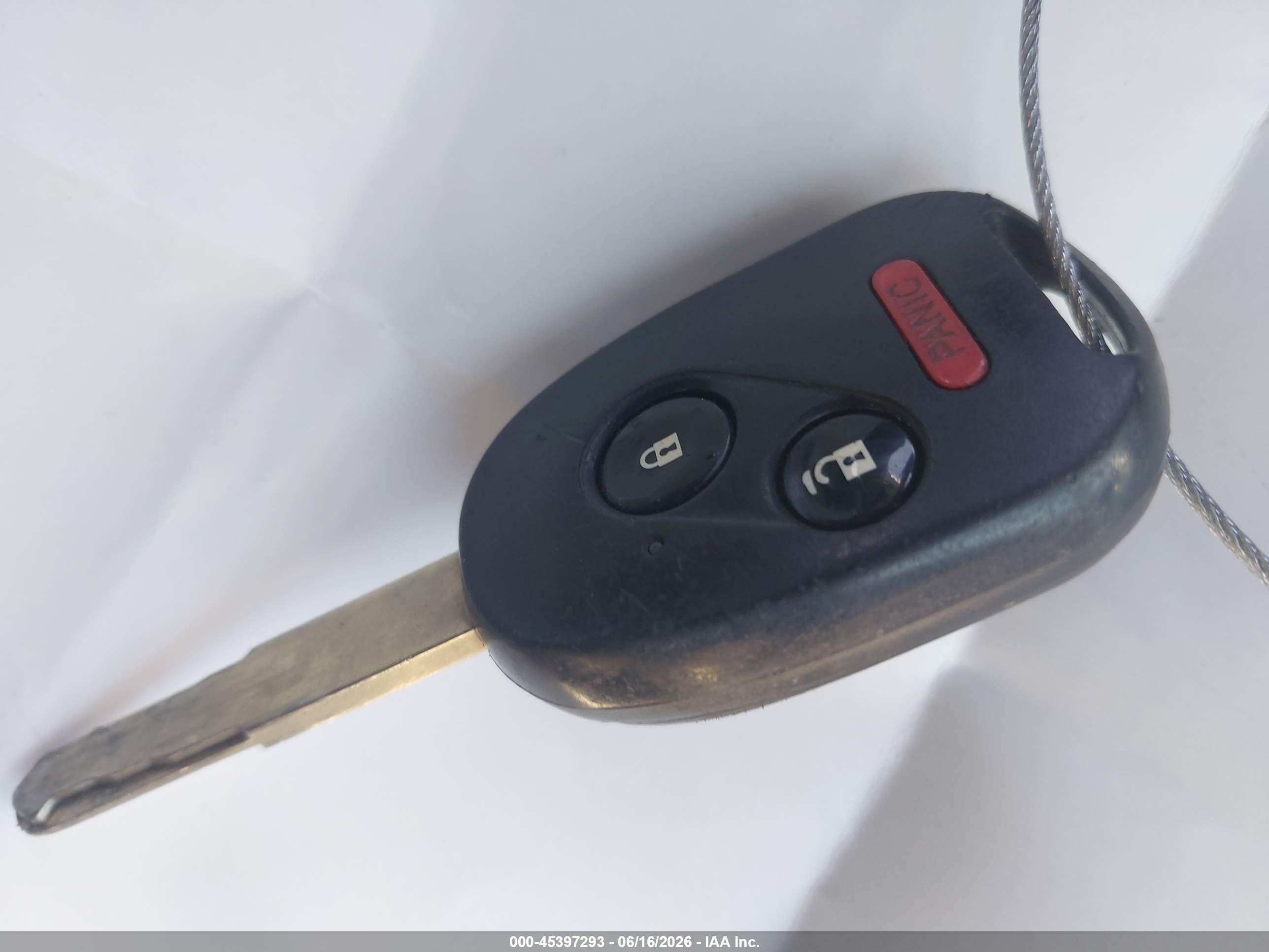 2013 Honda Fit   Red vin: JHMGE8H30DC010219