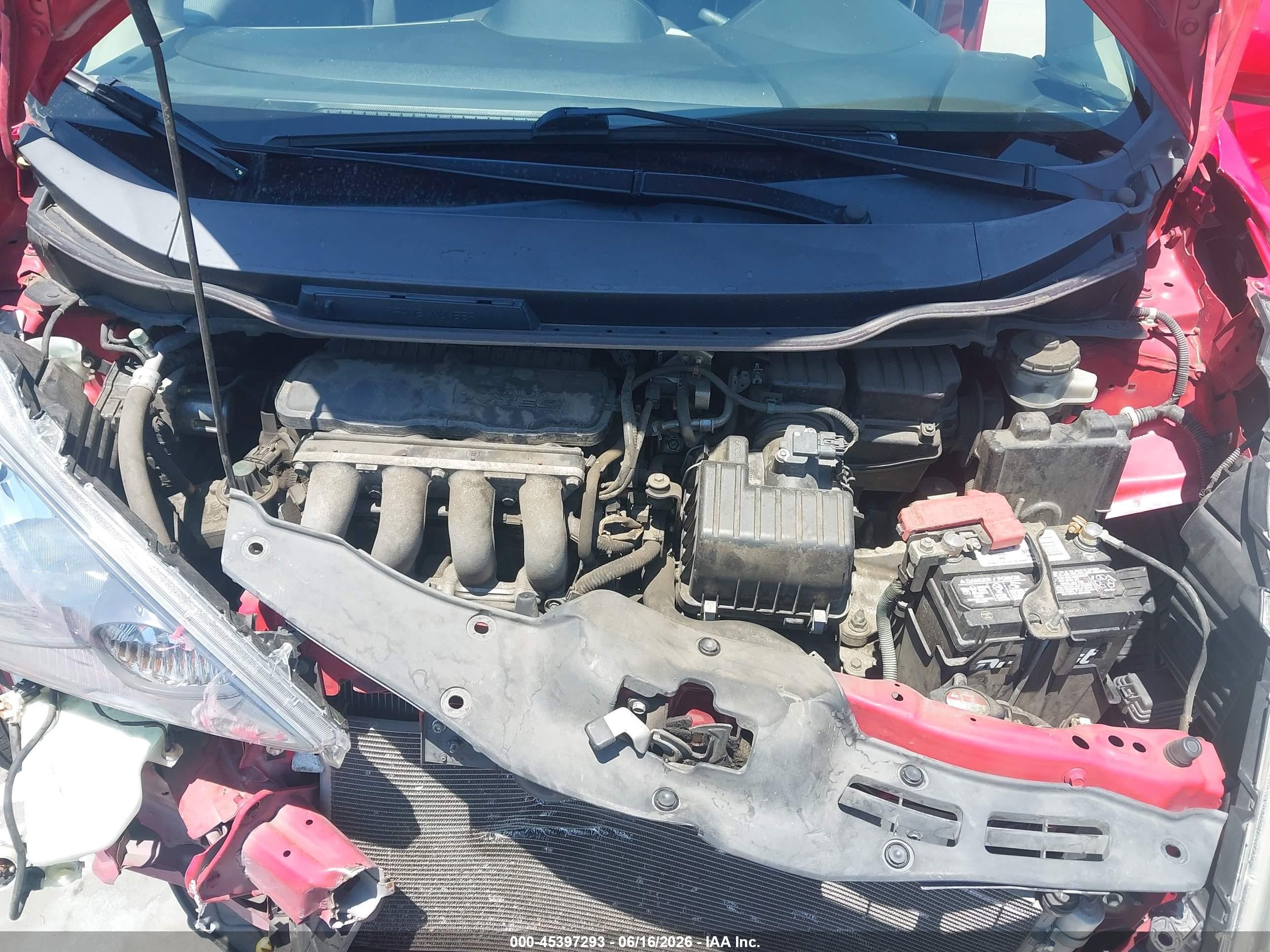 2013 Honda Fit   Red vin: JHMGE8H30DC010219