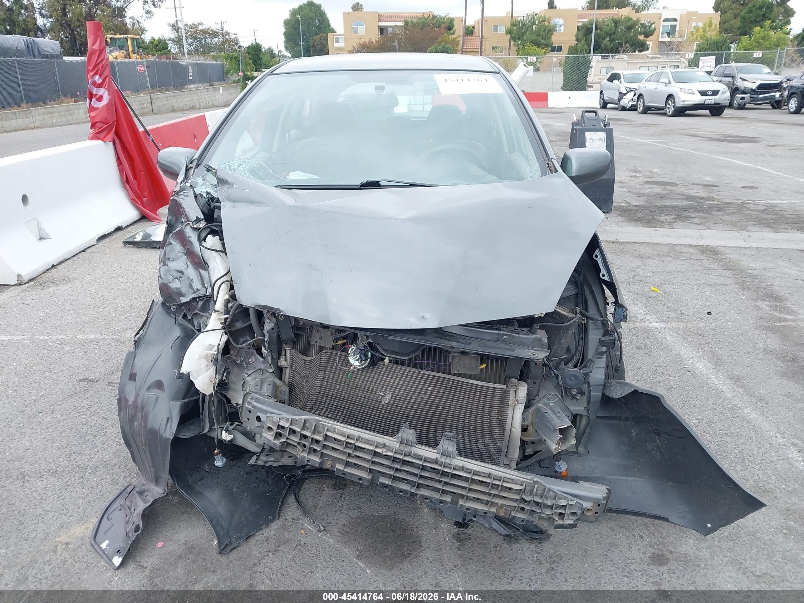 2013 Honda Fit   Gold vin: JHMGE8H30DC034570
