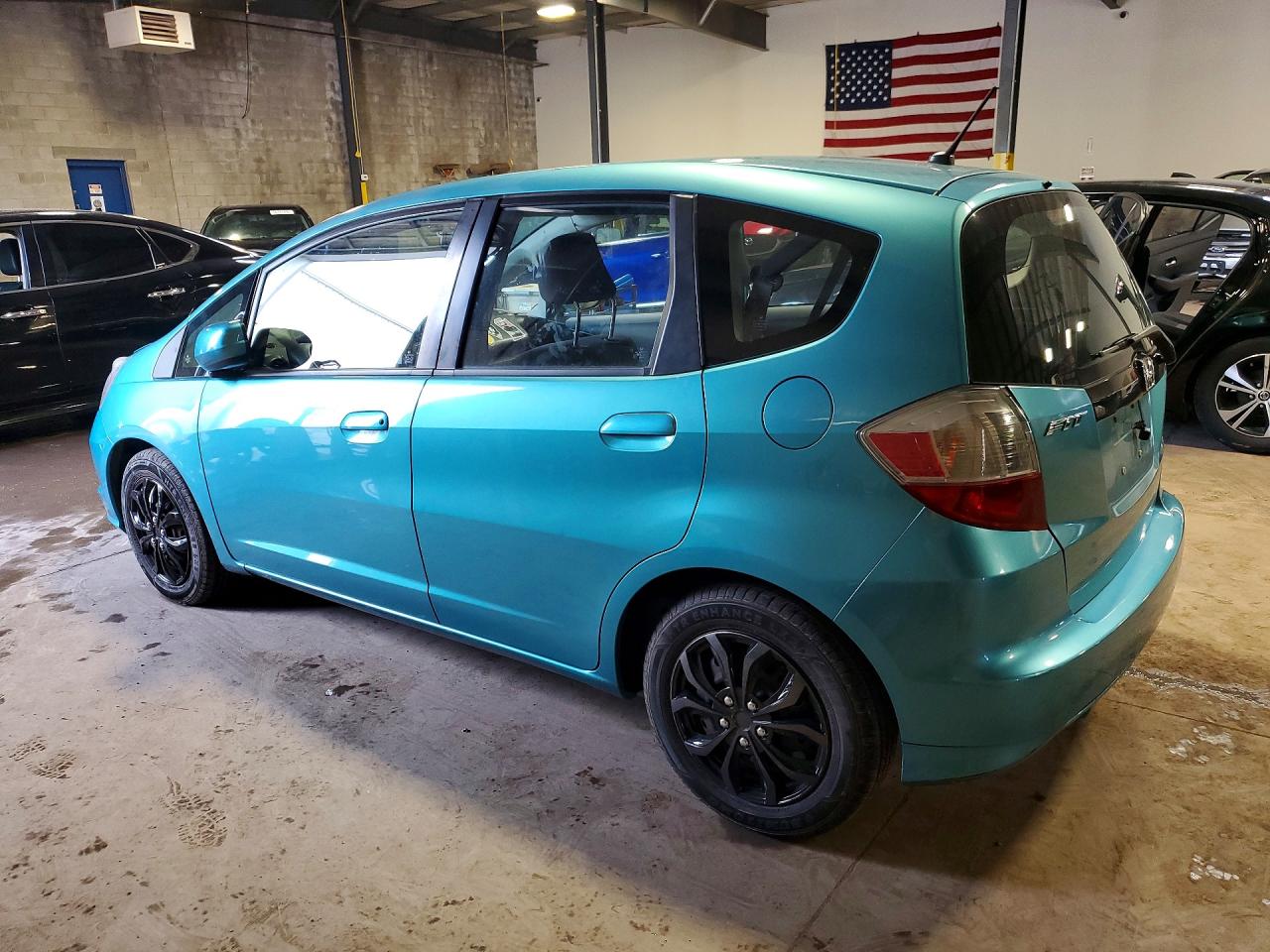 2013 Honda Fit Turquoise vin: JHMGE8H30DC036948