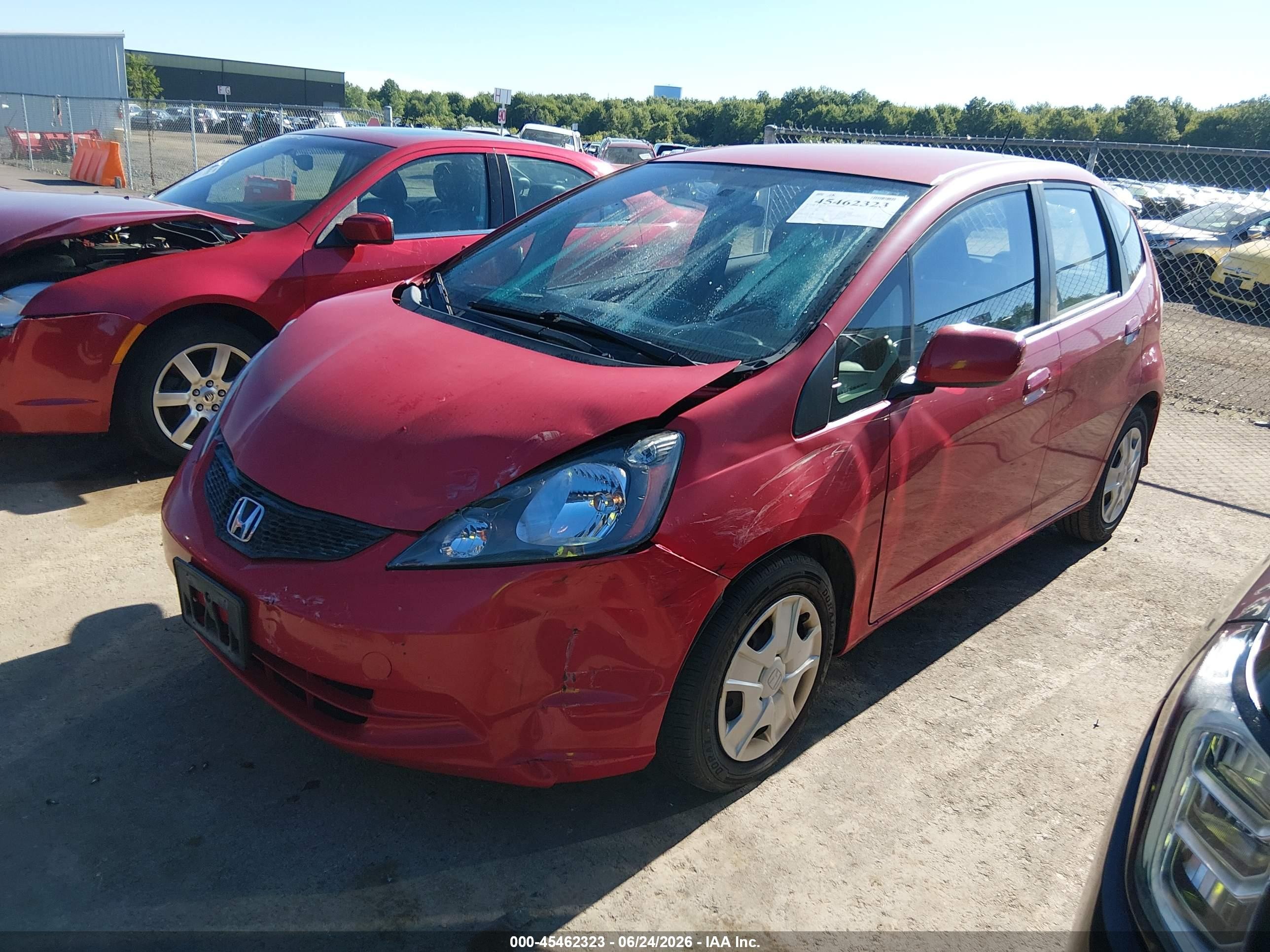 2013 Honda Fit   Red vin: JHMGE8H30DC039803