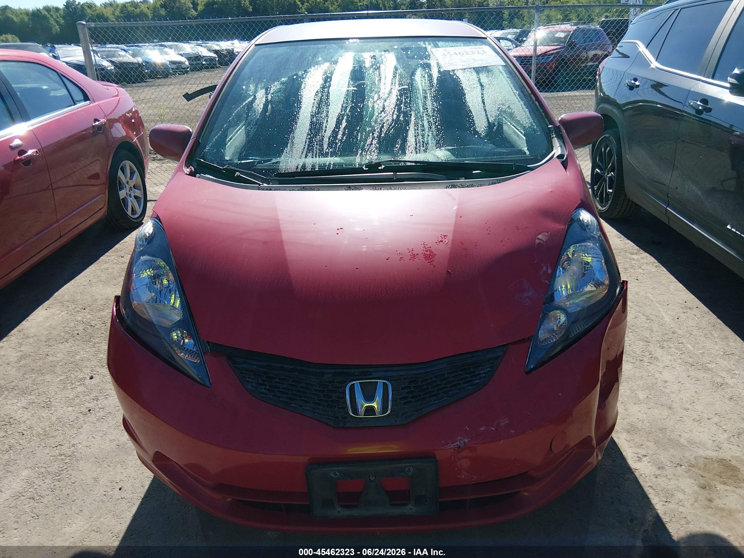 2013 Honda Fit   Red vin: JHMGE8H30DC039803