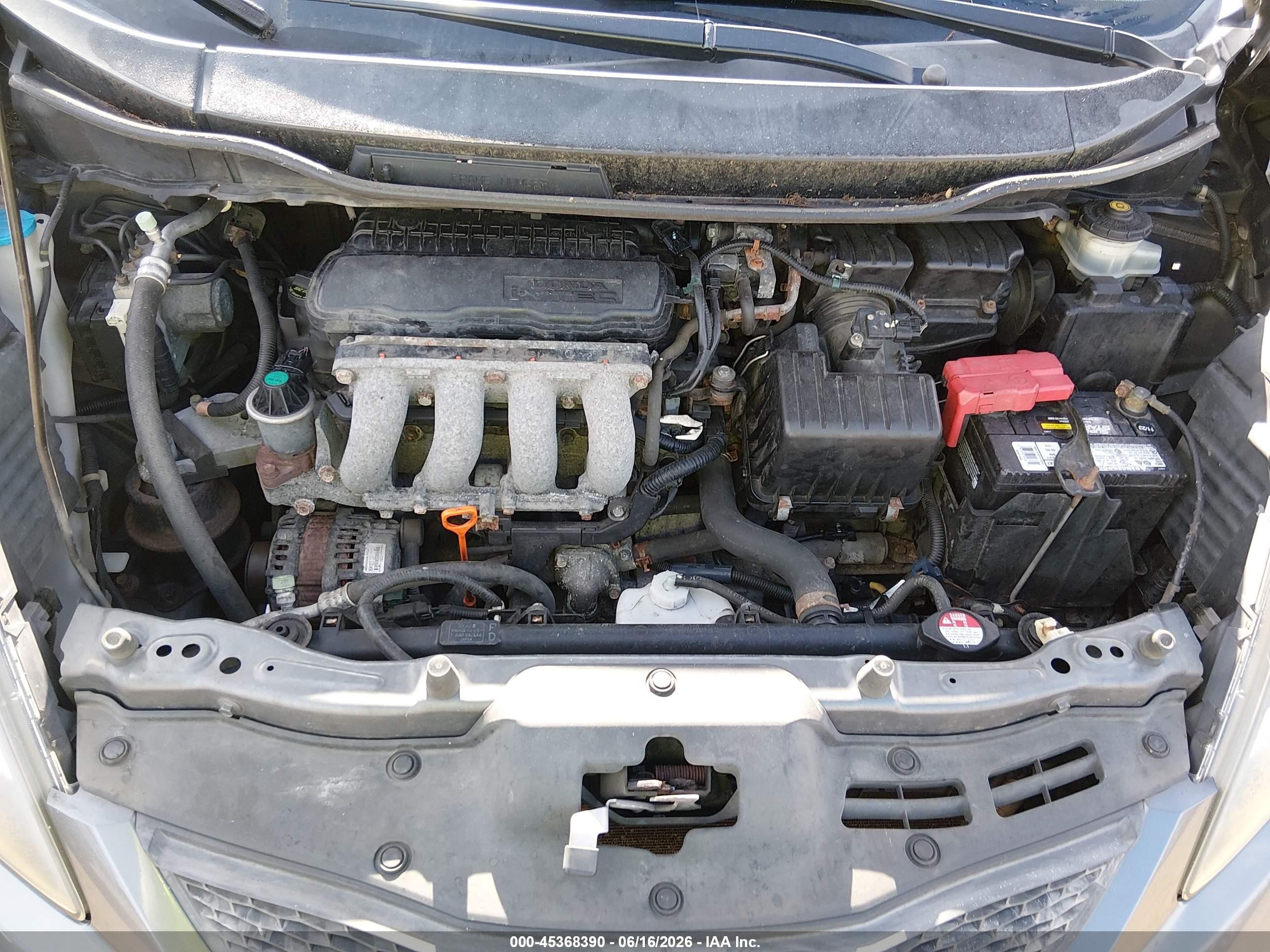 2013 Honda Fit Gray vin: JHMGE8H30DC046170