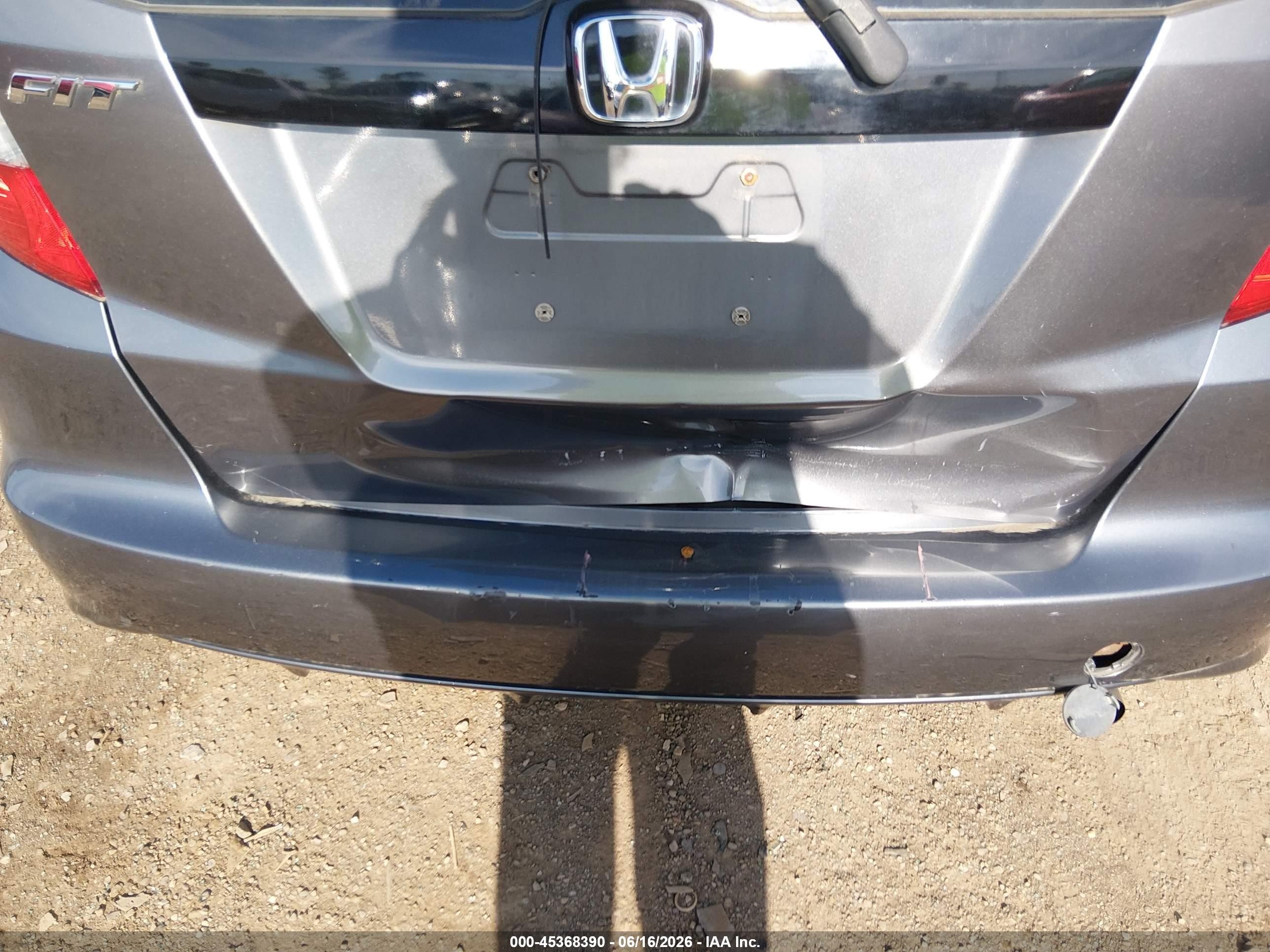 2013 Honda Fit Gray vin: JHMGE8H30DC046170