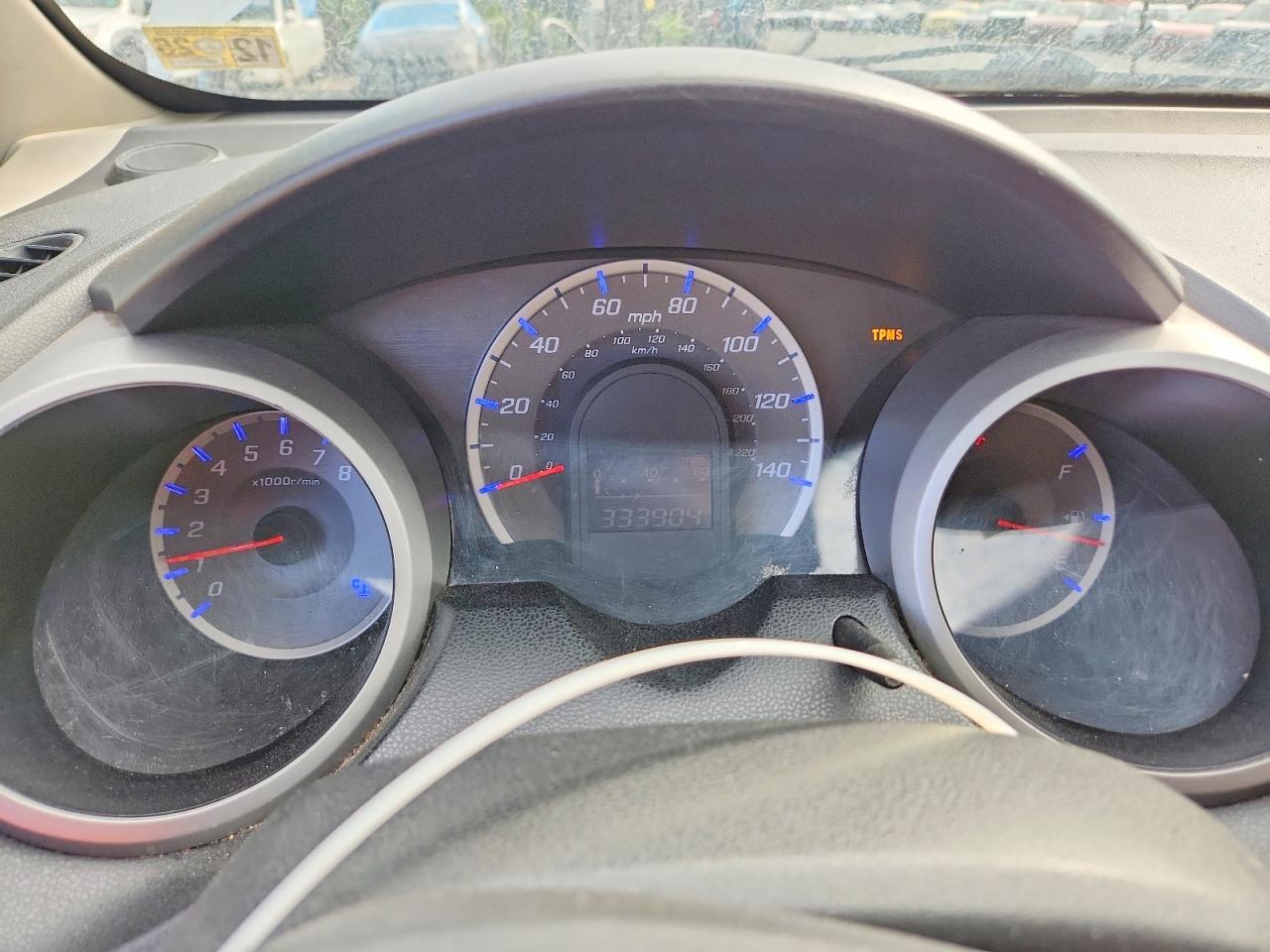 2013 Honda Fit Серебряный vin: JHMGE8H30DC049019