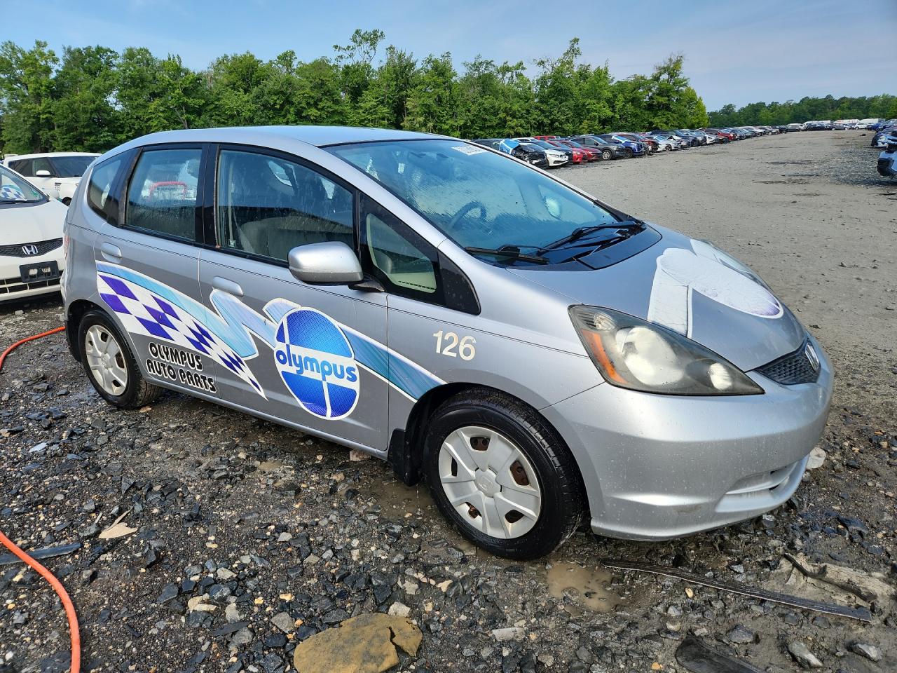 2013 Honda Fit Серебряный vin: JHMGE8H30DC049019 Damage: Front Bumper, Curb Rash, 4 To 5 Inches