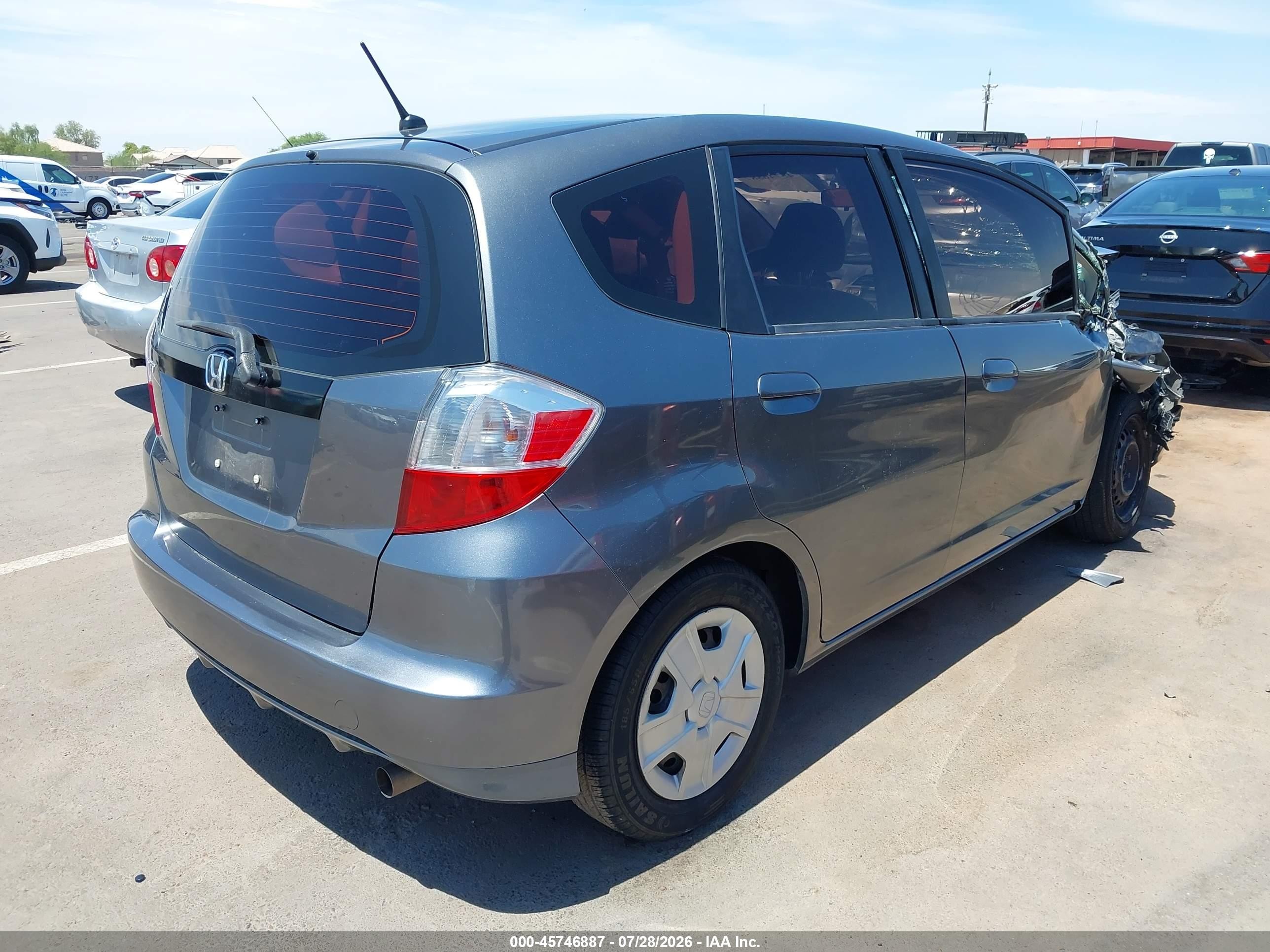 2013 Honda Fit   Gray vin: JHMGE8H30DC056746