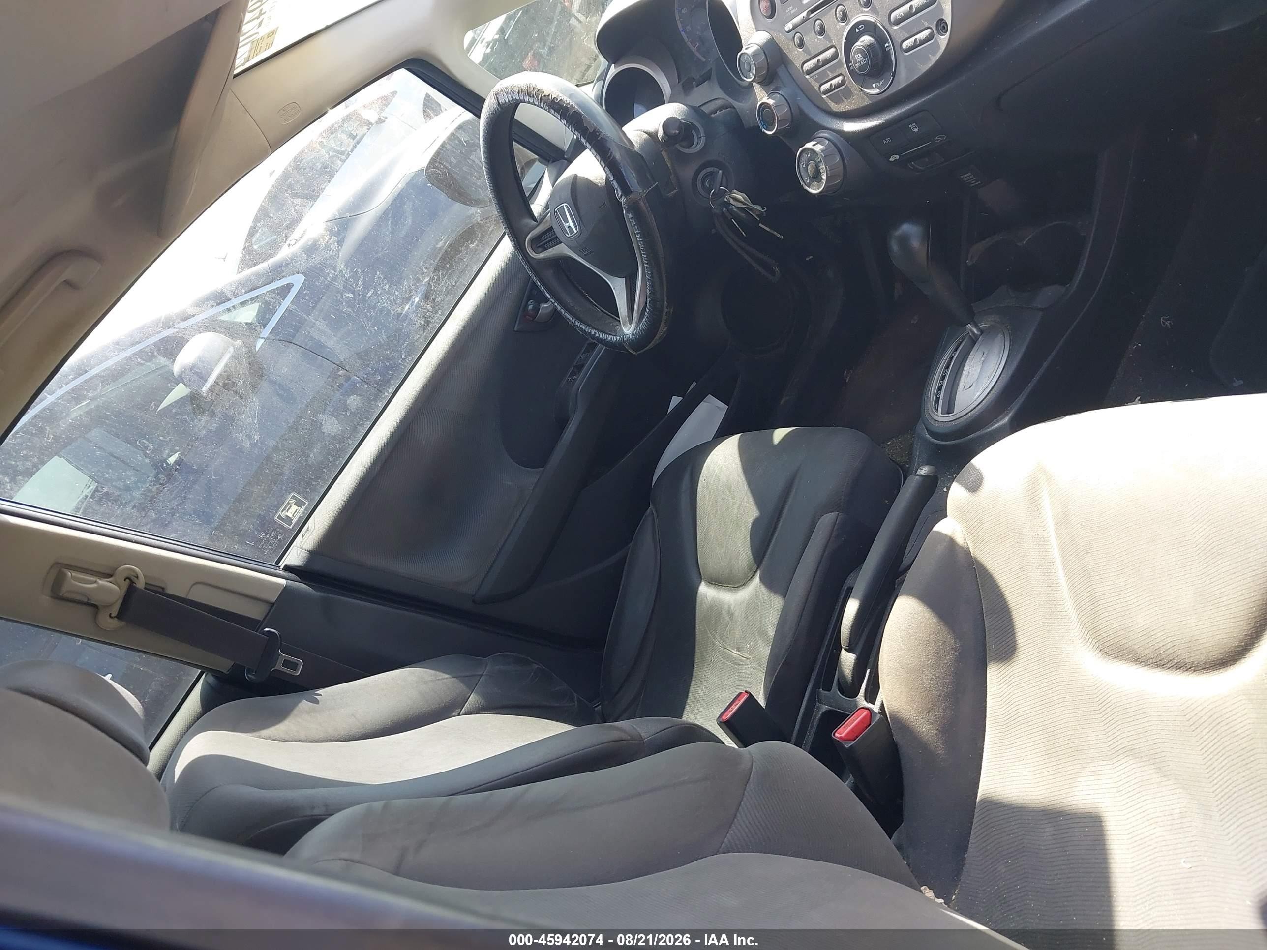 2013 Honda Fit   Blue vin: JHMGE8H30DC057475