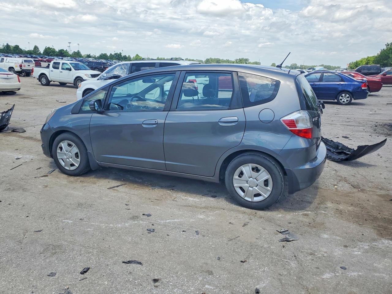2013 Honda Fit Silver vin: JHMGE8H30DC070923