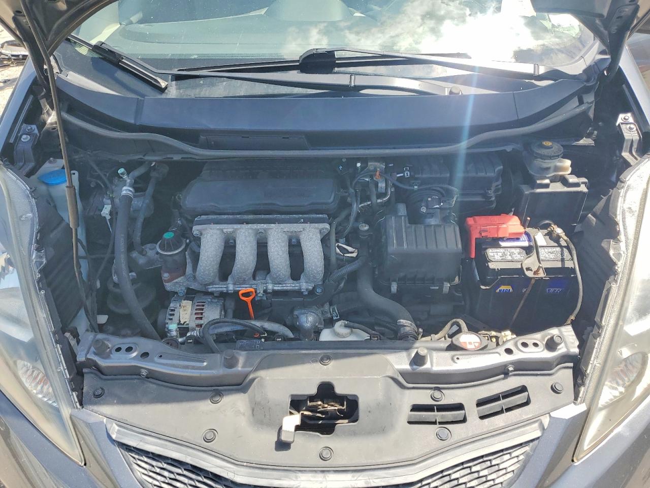 2013 Honda Fit Silver vin: JHMGE8H30DC070923