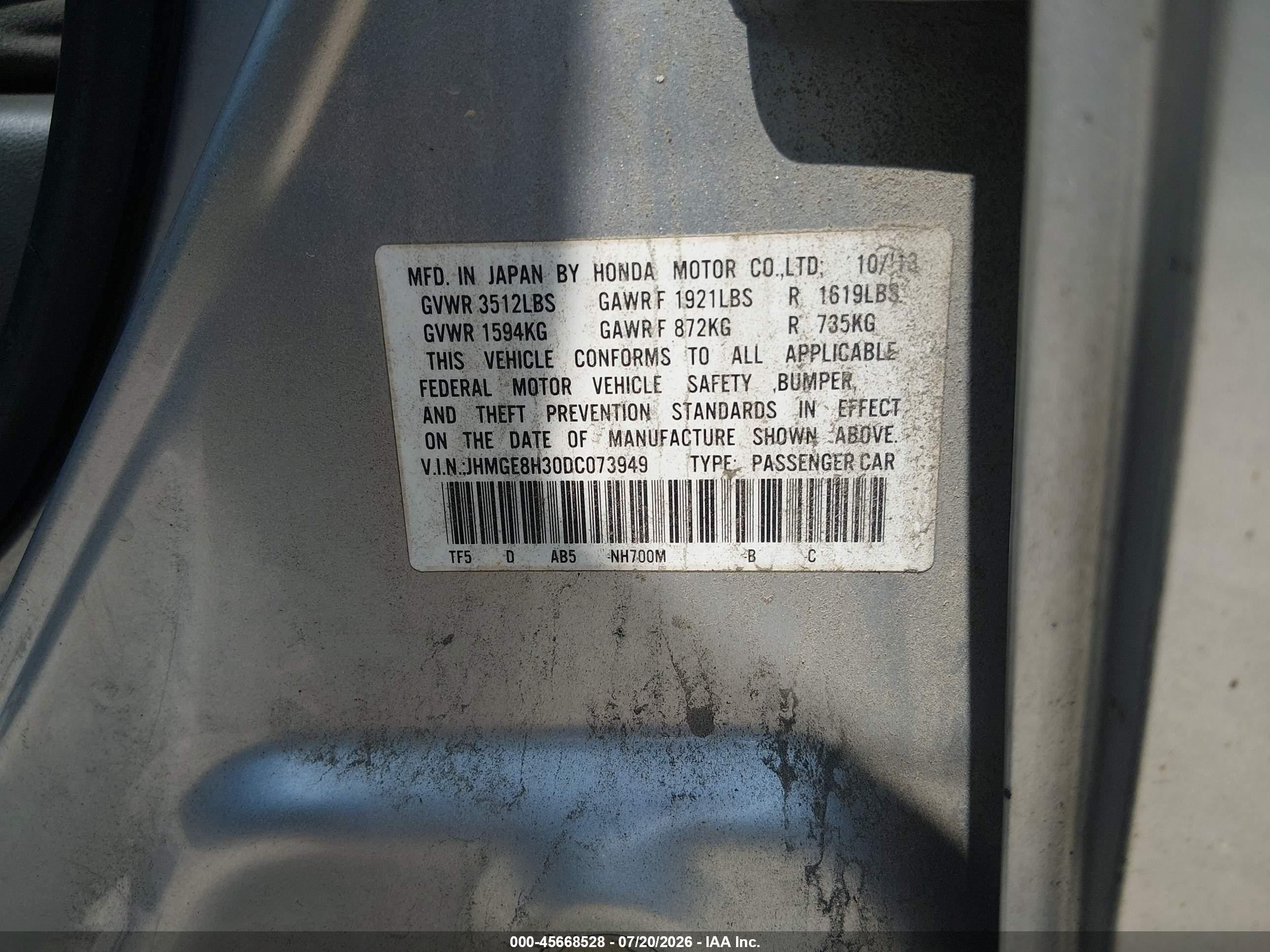 2013 Honda Fit   Silver vin: JHMGE8H30DC073949