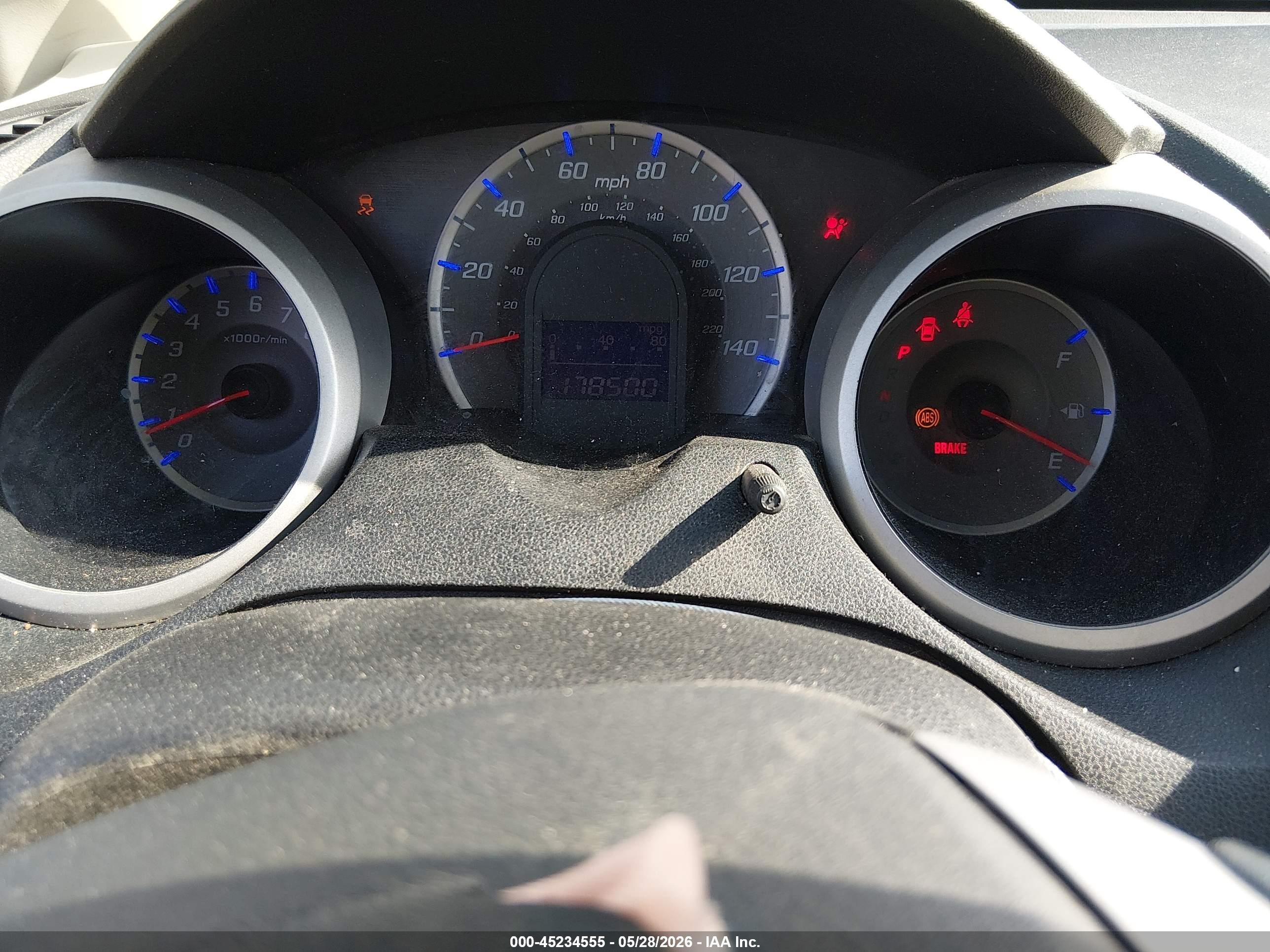 2013 Honda Fit   Gray vin: JHMGE8H30DC078262