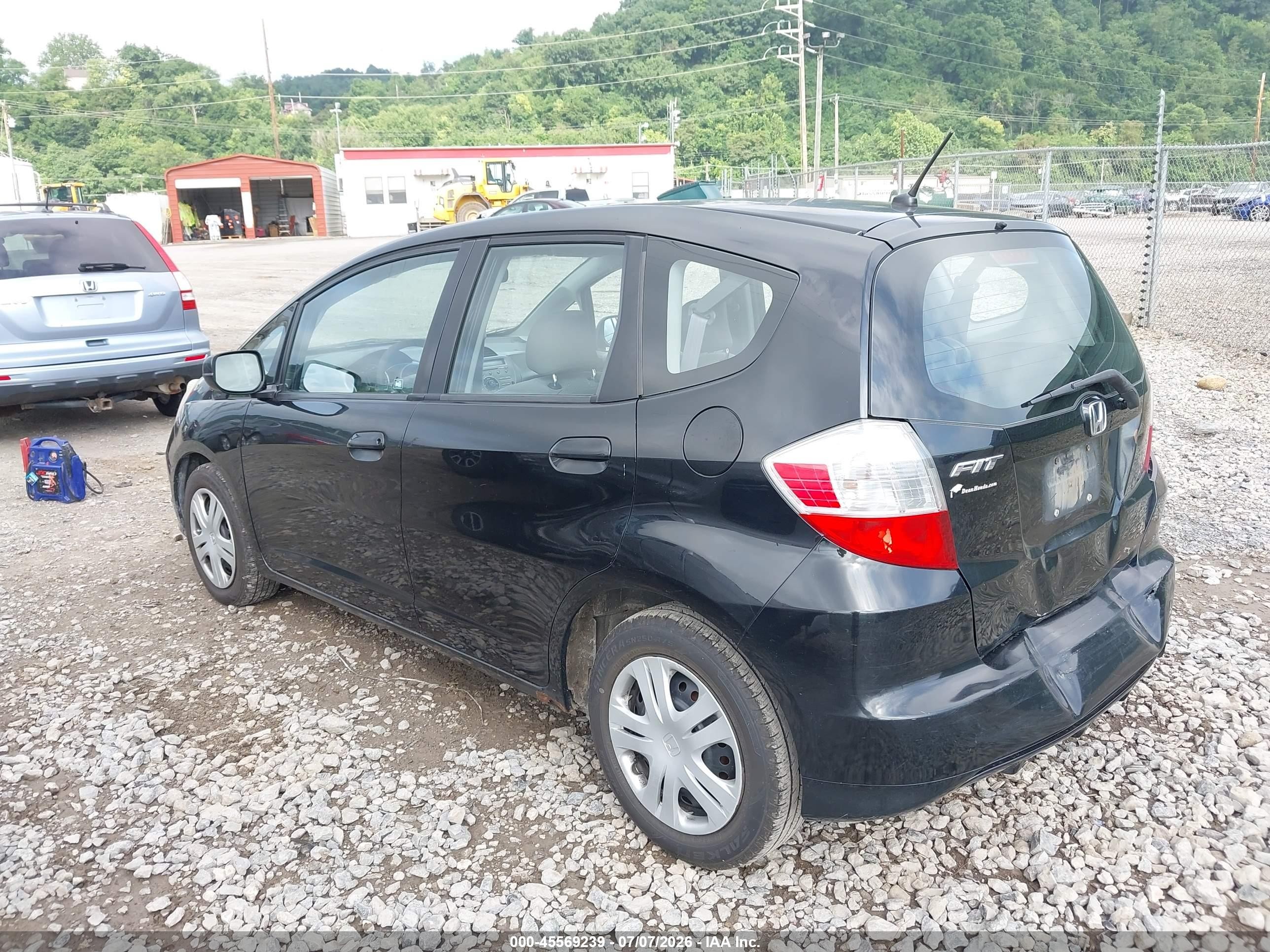 2011 Honda Fit   Black vin: JHMGE8H31BC010646