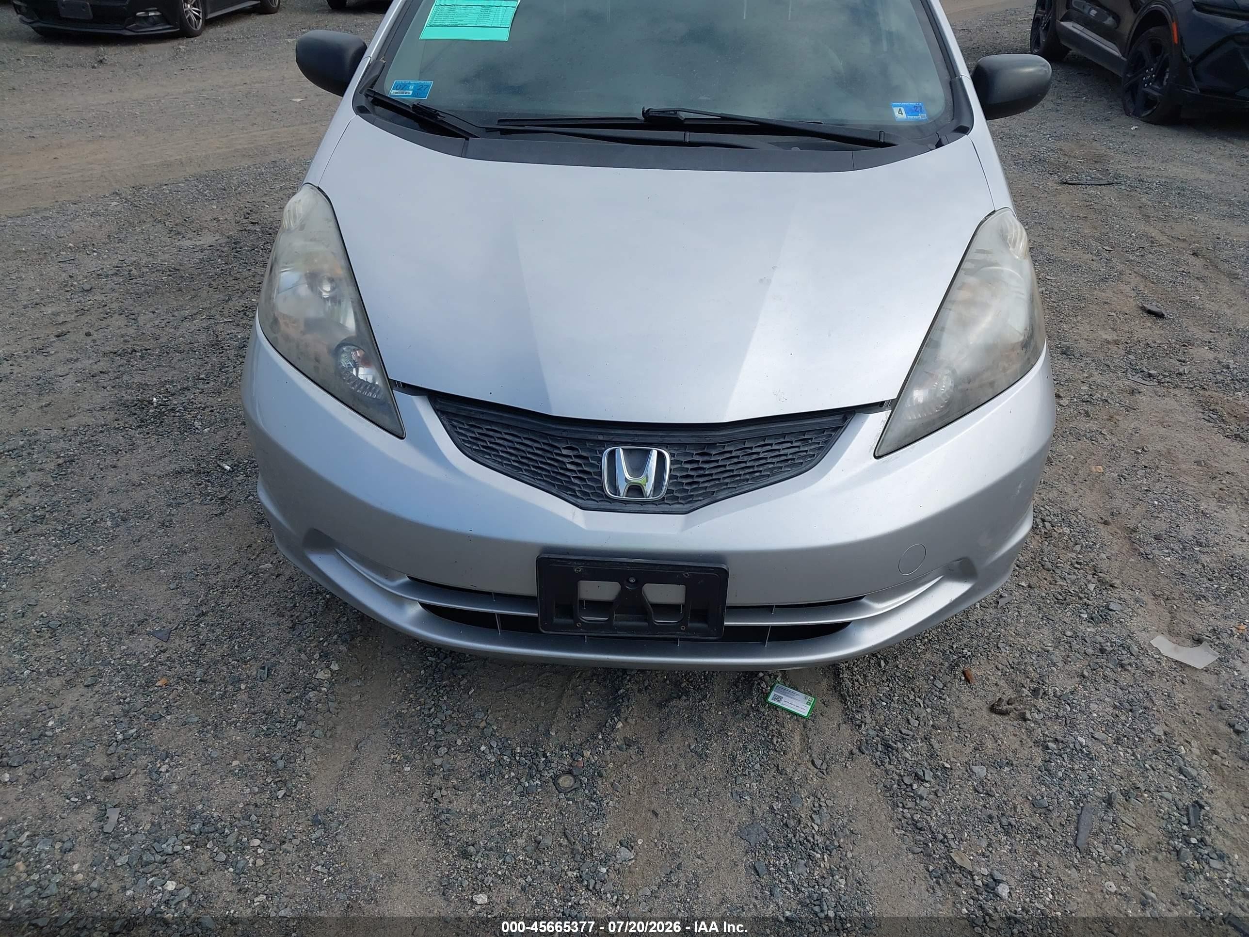 2011 Honda Fit   Silver vin: JHMGE8H31BC013451