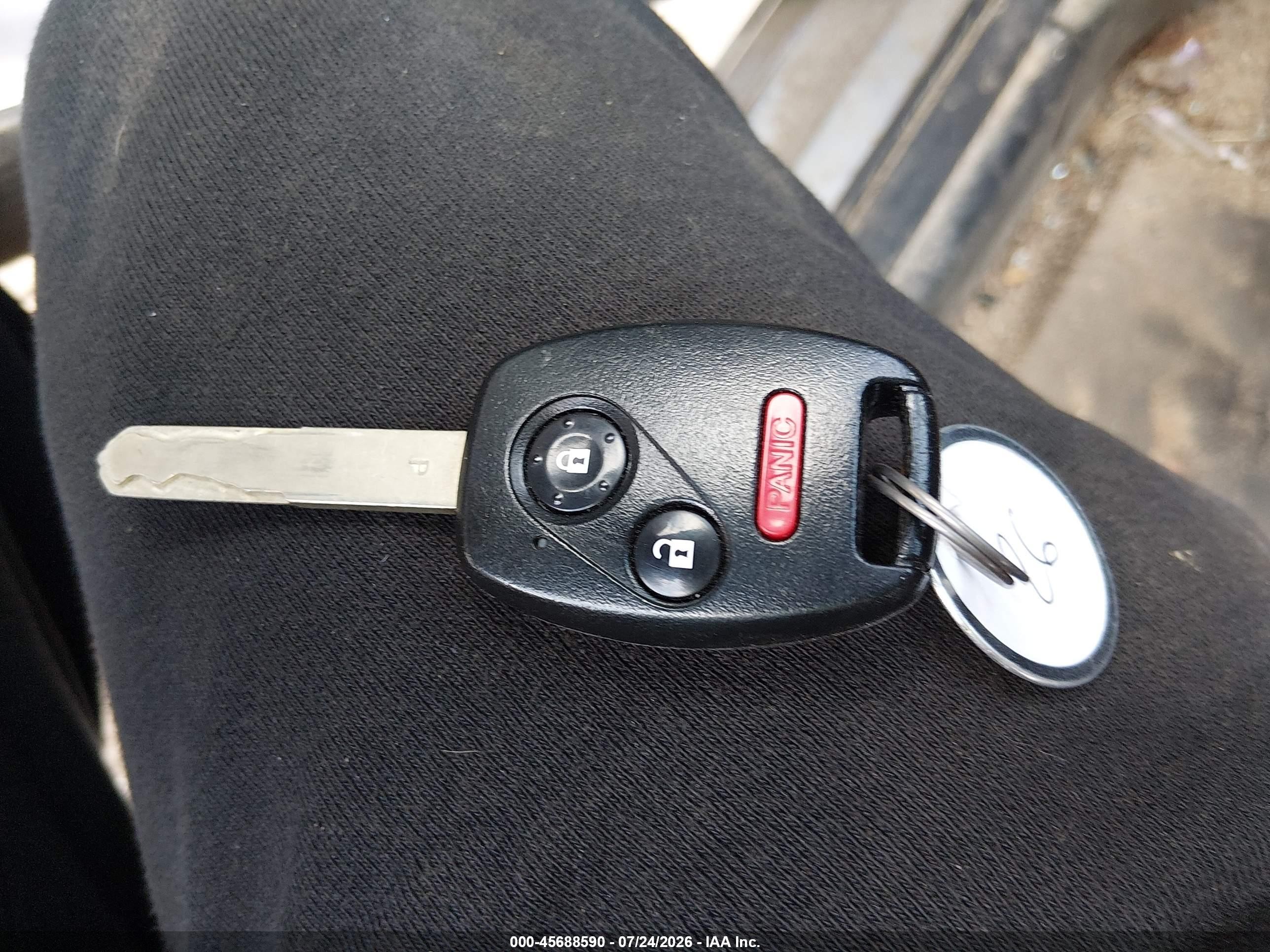 2011 Honda Fit Silver vin: JHMGE8H31BC028600