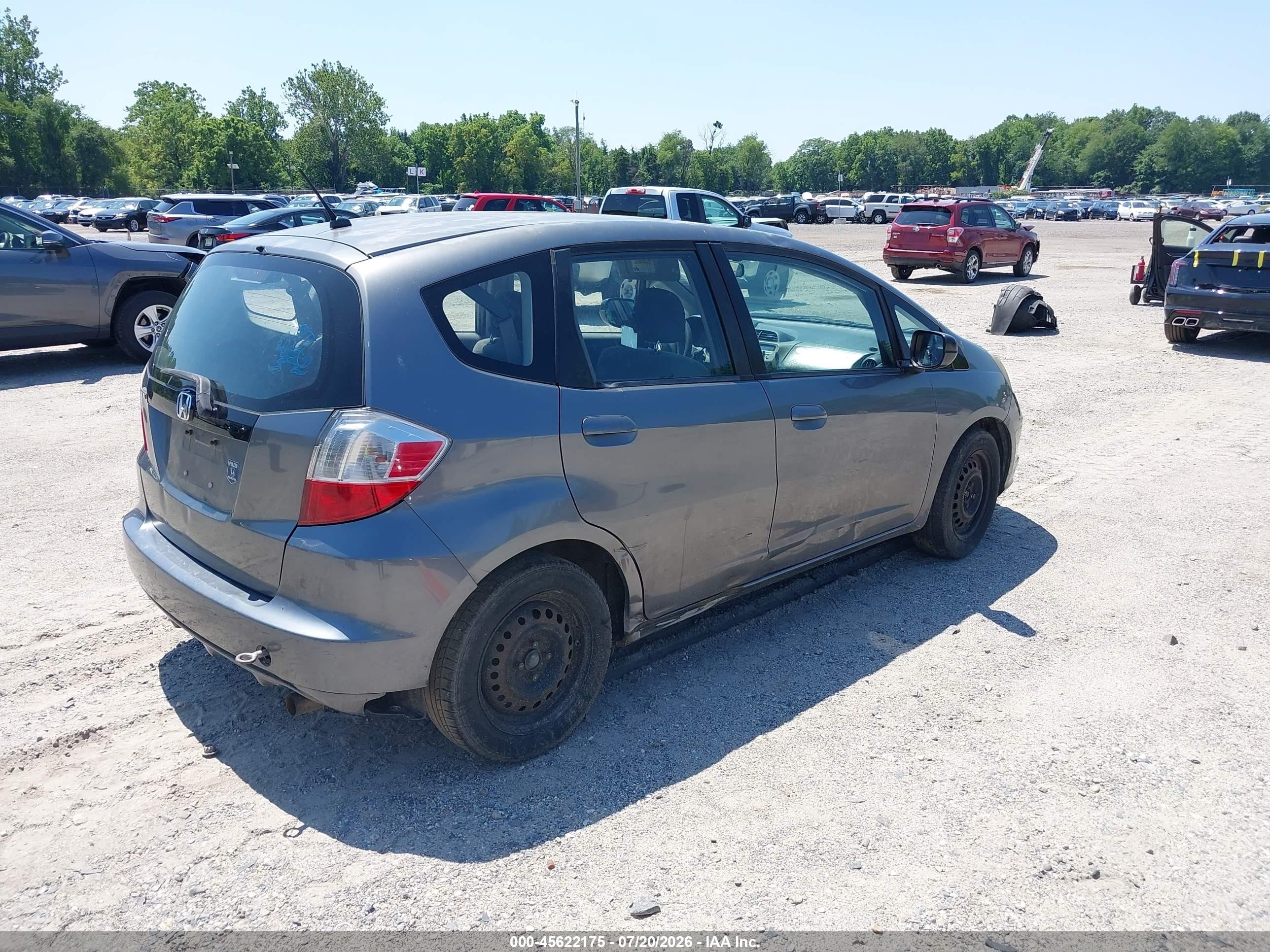 2011 Honda Fit   Gray vin: JHMGE8H31BS007395
