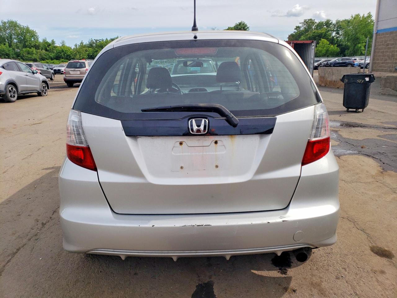 2012 Honda Fit Серебряный vin: JHMGE8H31CC005299