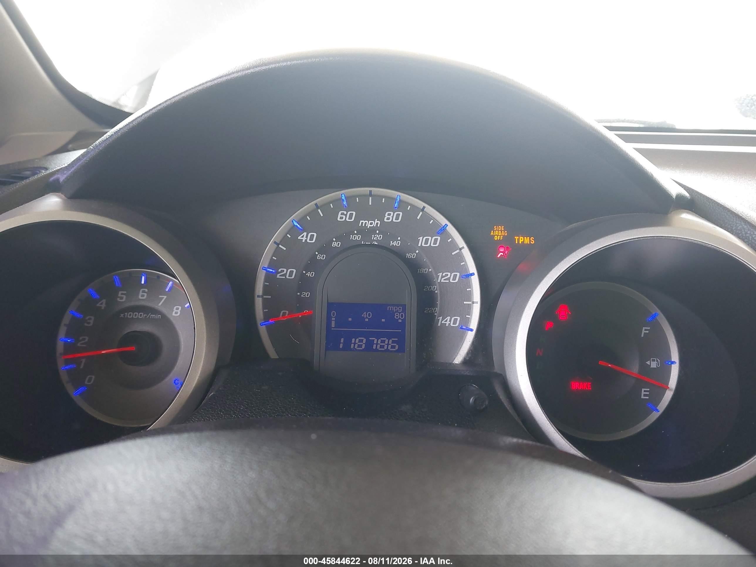 2013 Honda Fit   Silver vin: JHMGE8H31DC002145