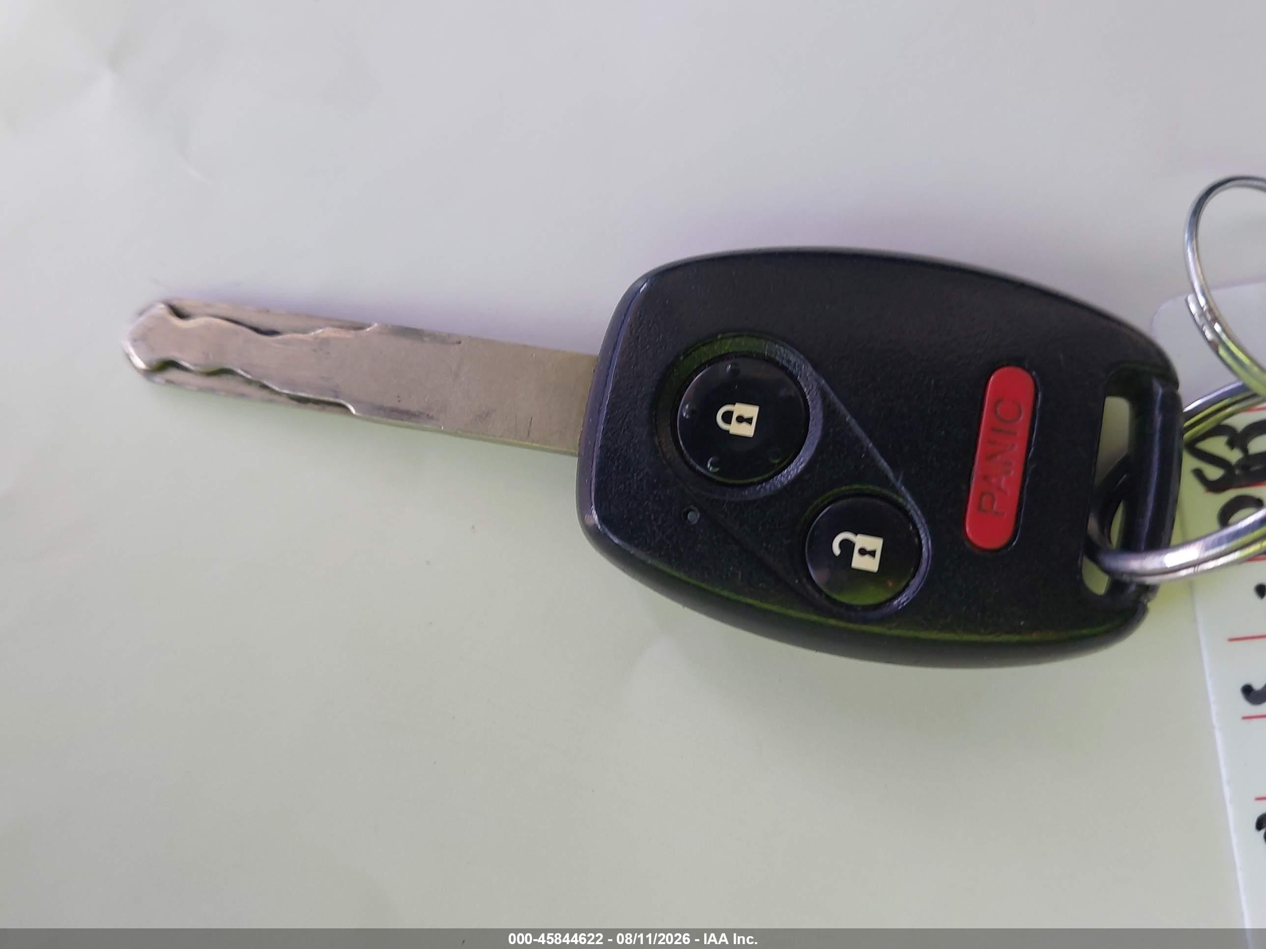 2013 Honda Fit   Silver vin: JHMGE8H31DC002145