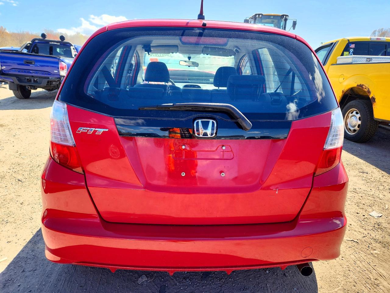 2013 Honda Fit Red vin: JHMGE8H31DC003313