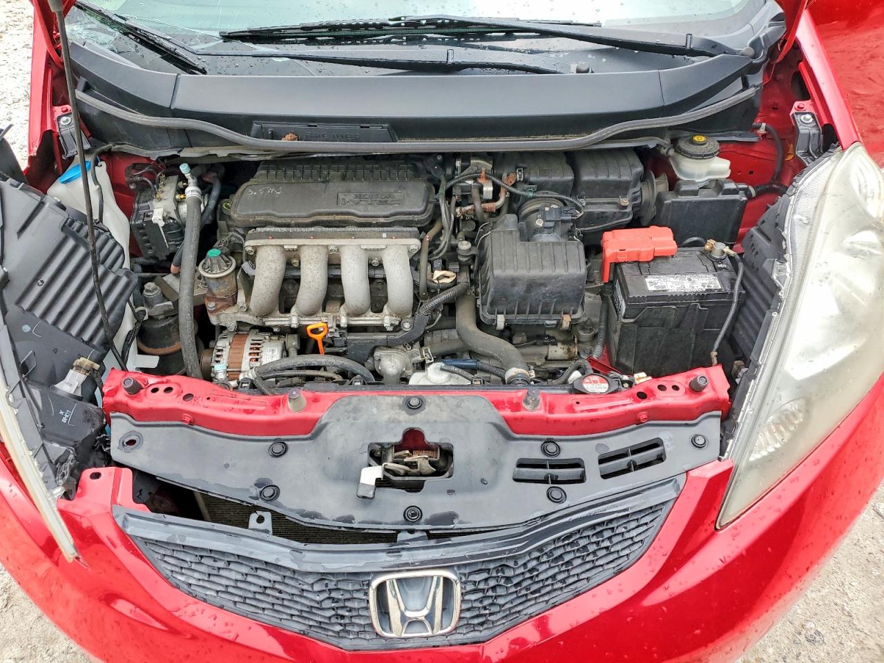 2013 Honda Fit Red vin: JHMGE8H31DC007779