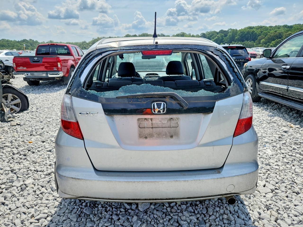 2013 Honda Fit Automa Silver vin: JHMGE8H31DC010472