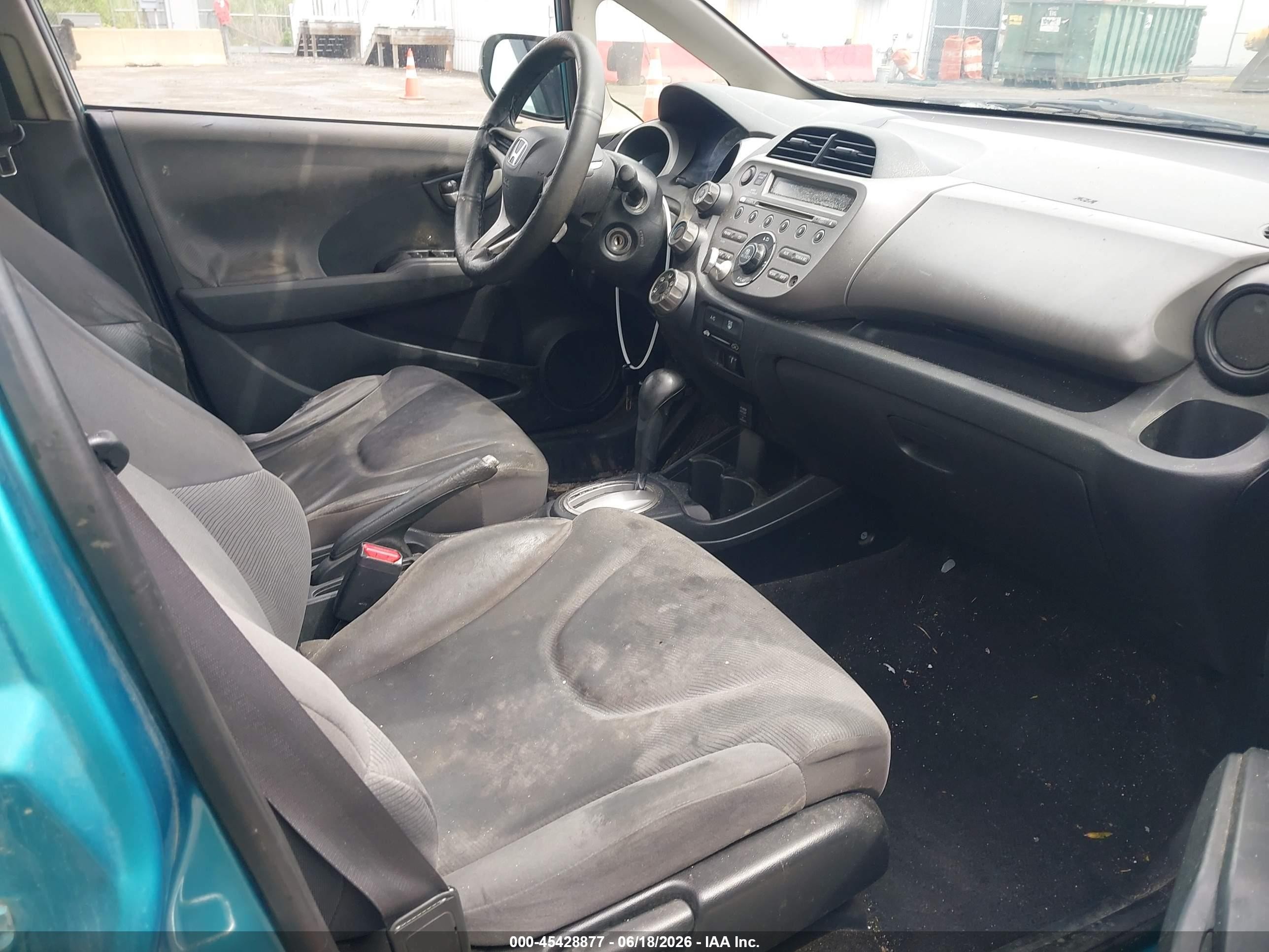 2013 Honda Fit   Blue vin: JHMGE8H31DC061793