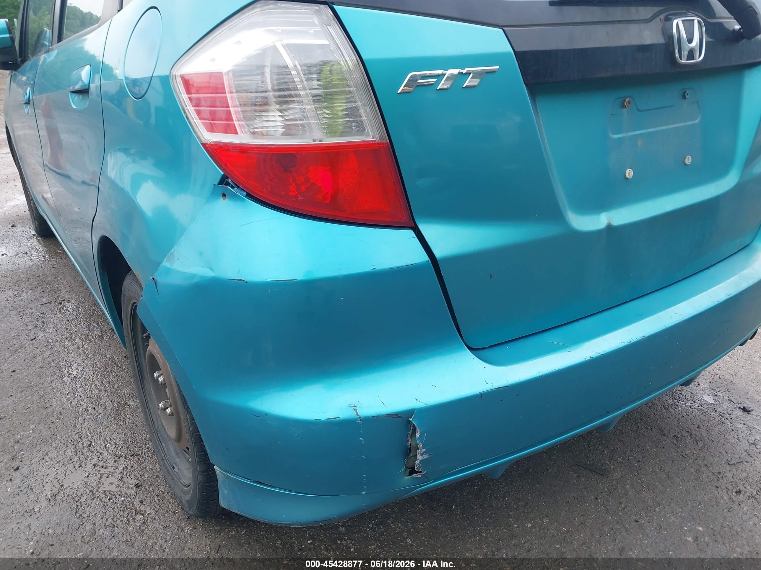 2013 Honda Fit   Blue vin: JHMGE8H31DC061793