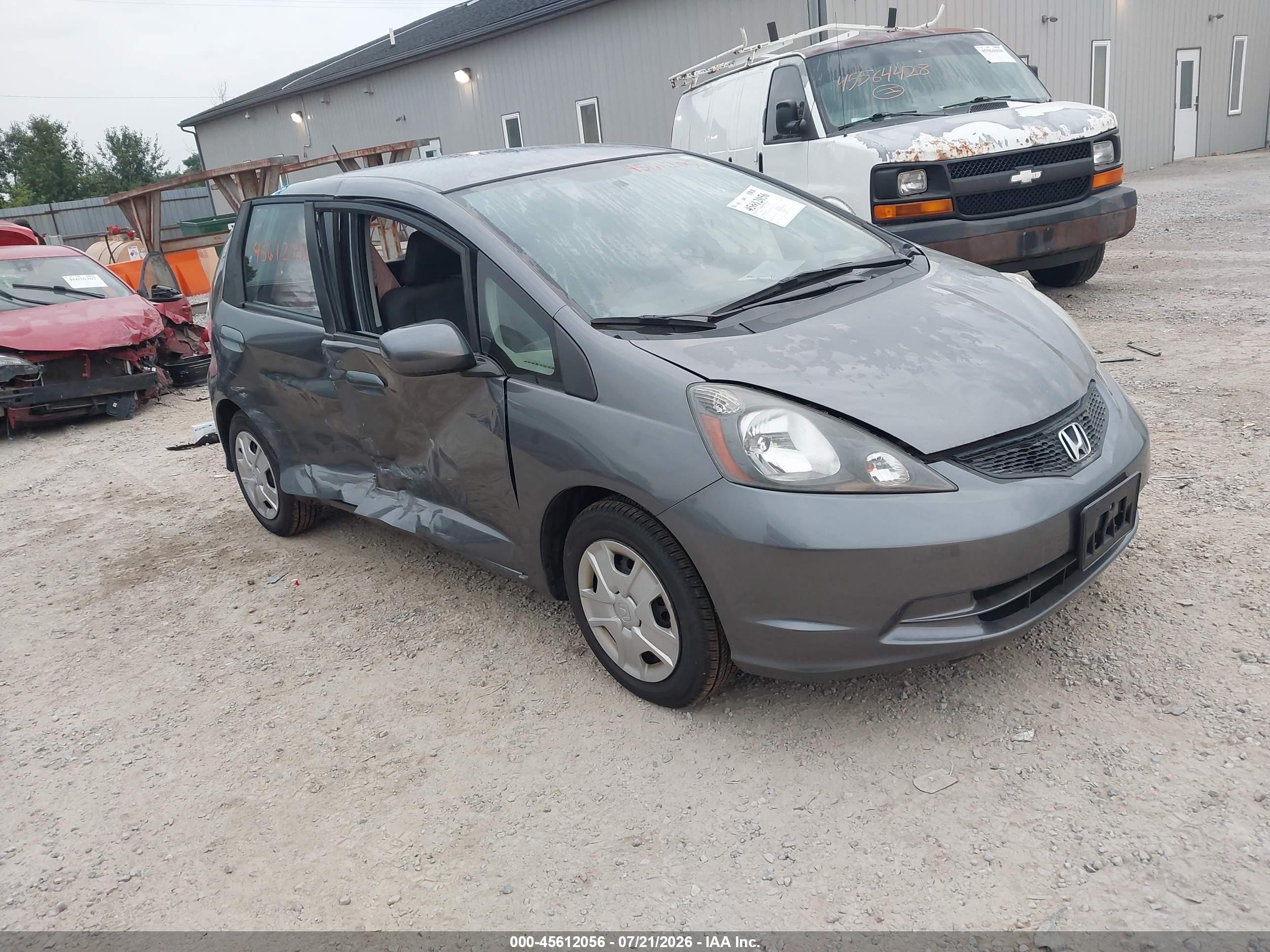 2013 Honda Fit Gray vin: JHMGE8H31DC062250