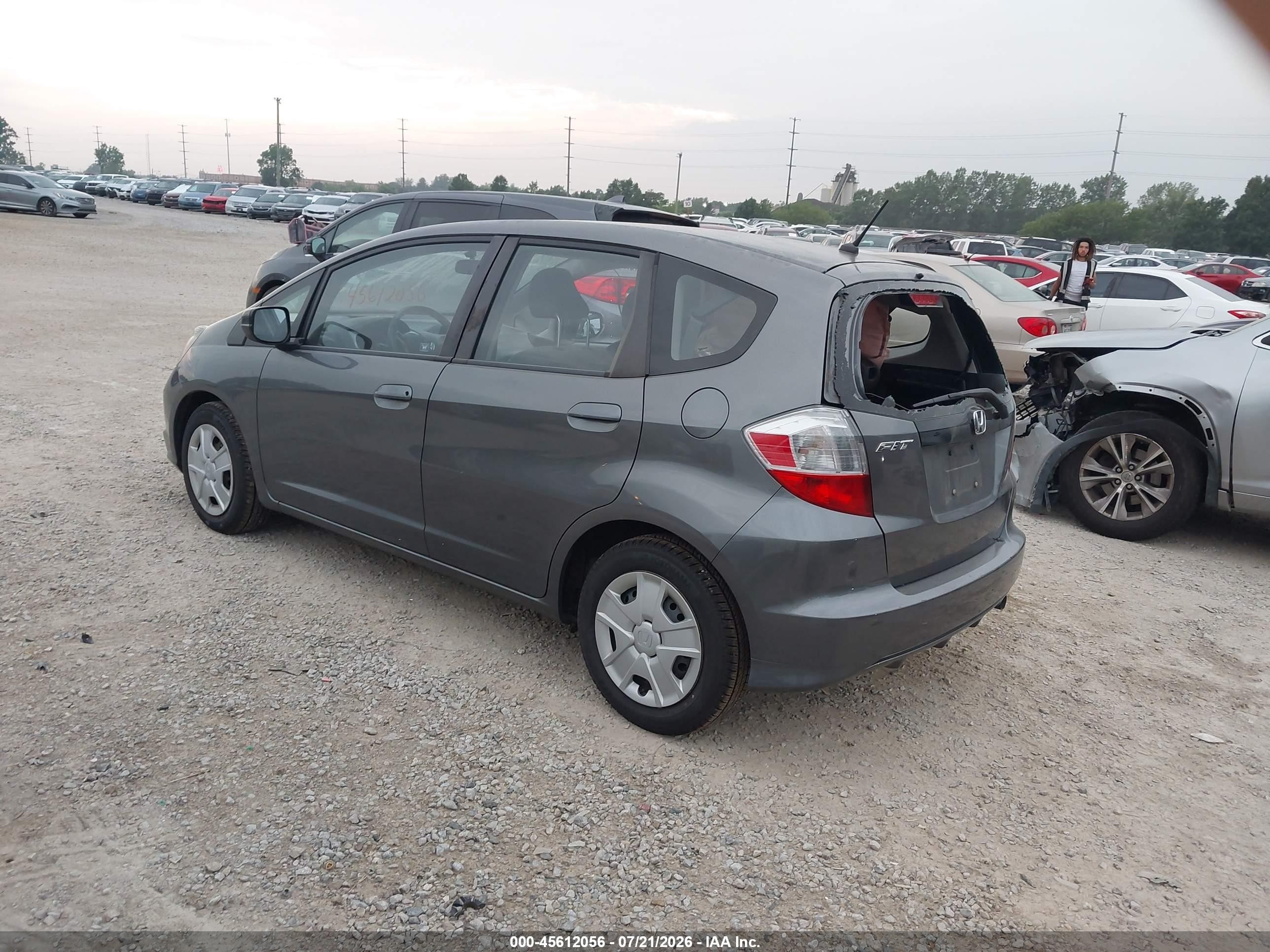 2013 Honda Fit Gray vin: JHMGE8H31DC062250