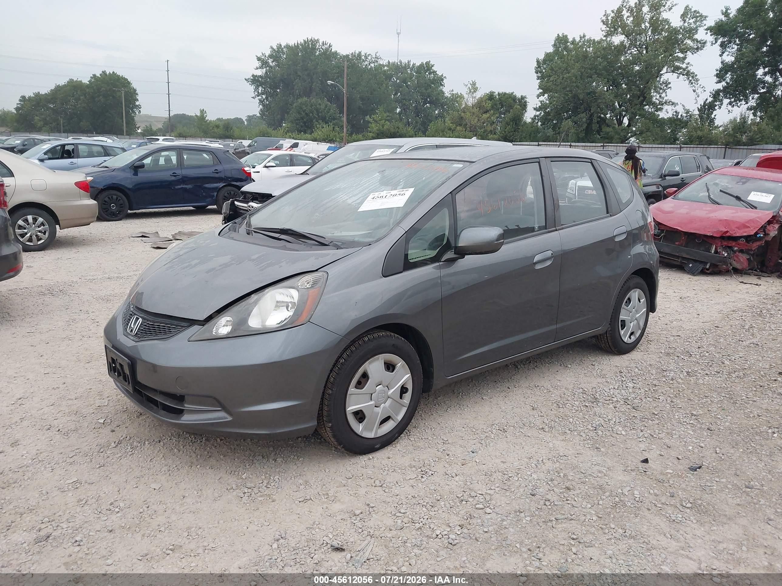 2013 Honda Fit Gray vin: JHMGE8H31DC062250