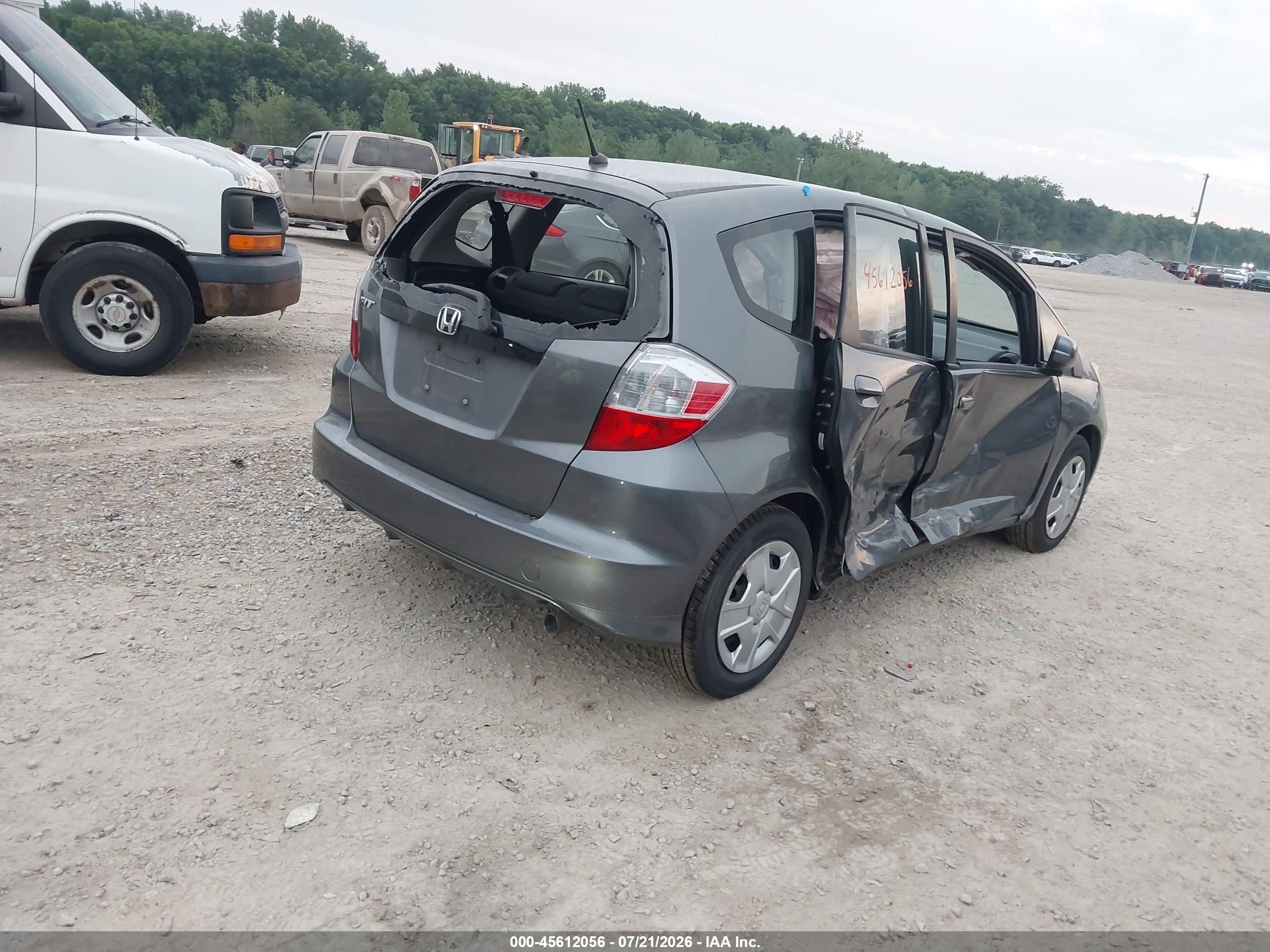 2013 Honda Fit Gray vin: JHMGE8H31DC062250