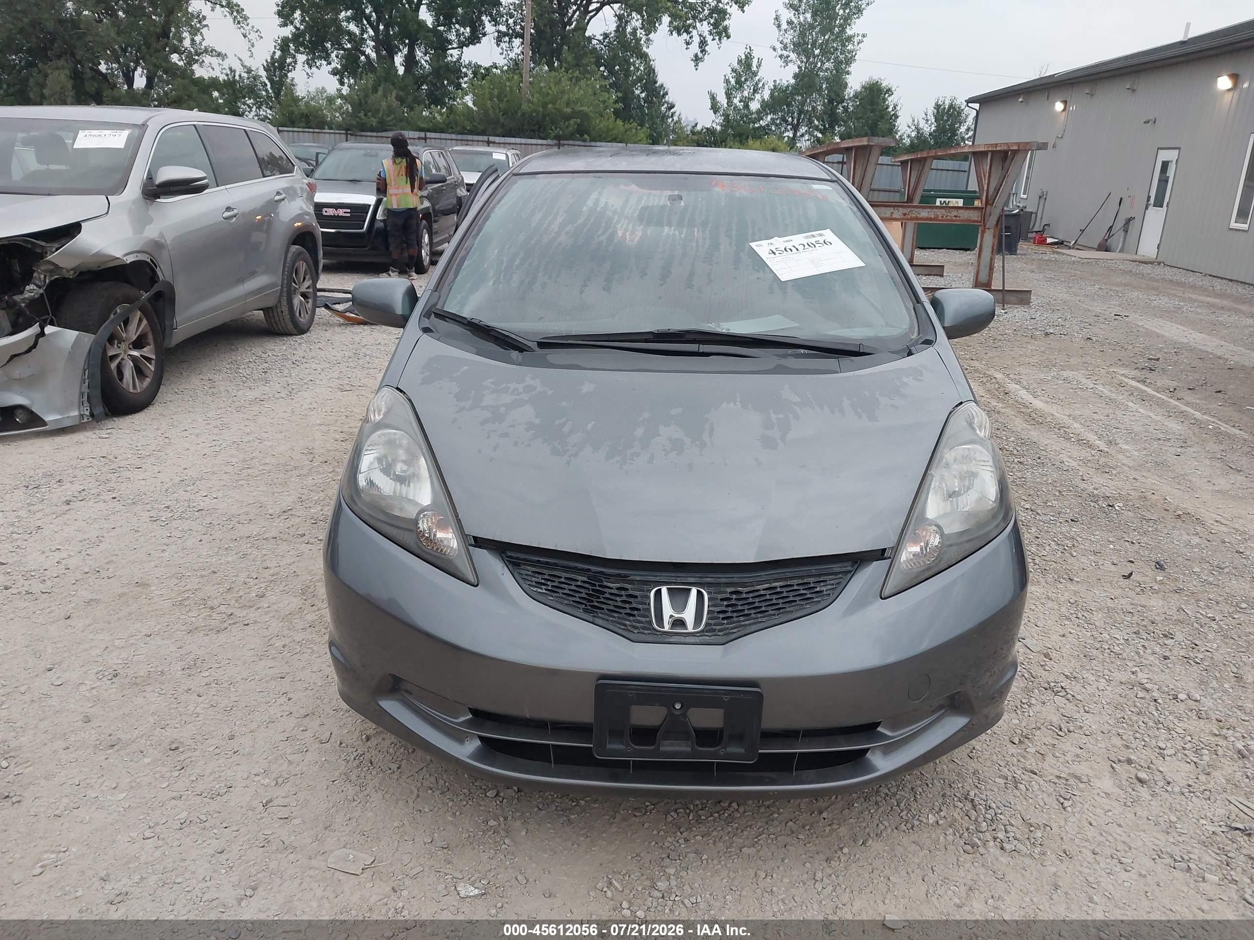 2013 Honda Fit Gray vin: JHMGE8H31DC062250