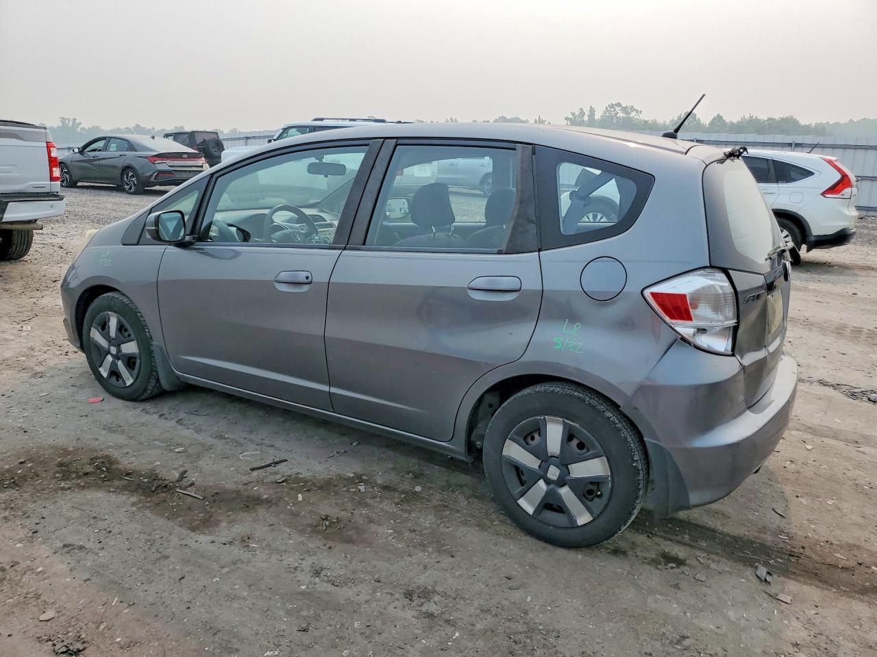 2013 Honda Fit Gray vin: JHMGE8H31DC083499