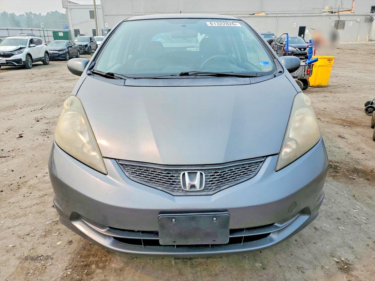 2013 Honda Fit Gray vin: JHMGE8H31DC083499