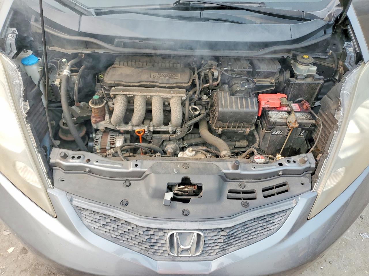 2013 Honda Fit Gray vin: JHMGE8H31DC083499