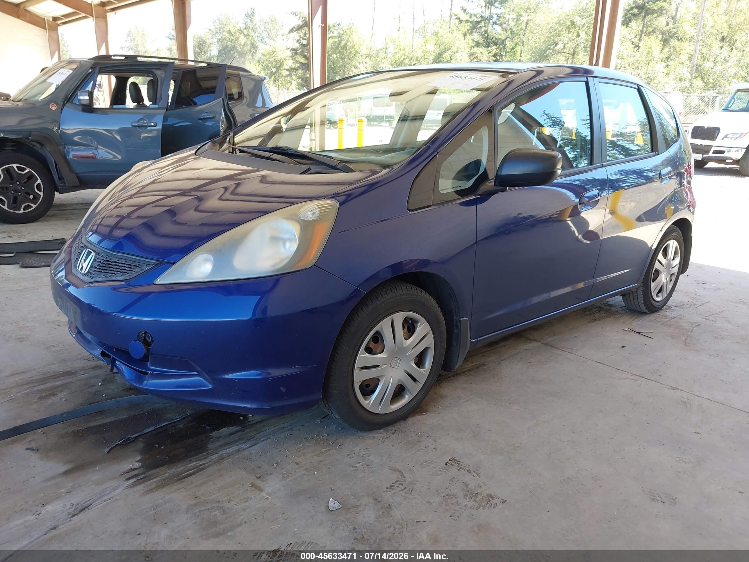 2011 Honda Fit Blue vin: JHMGE8H32BC019498