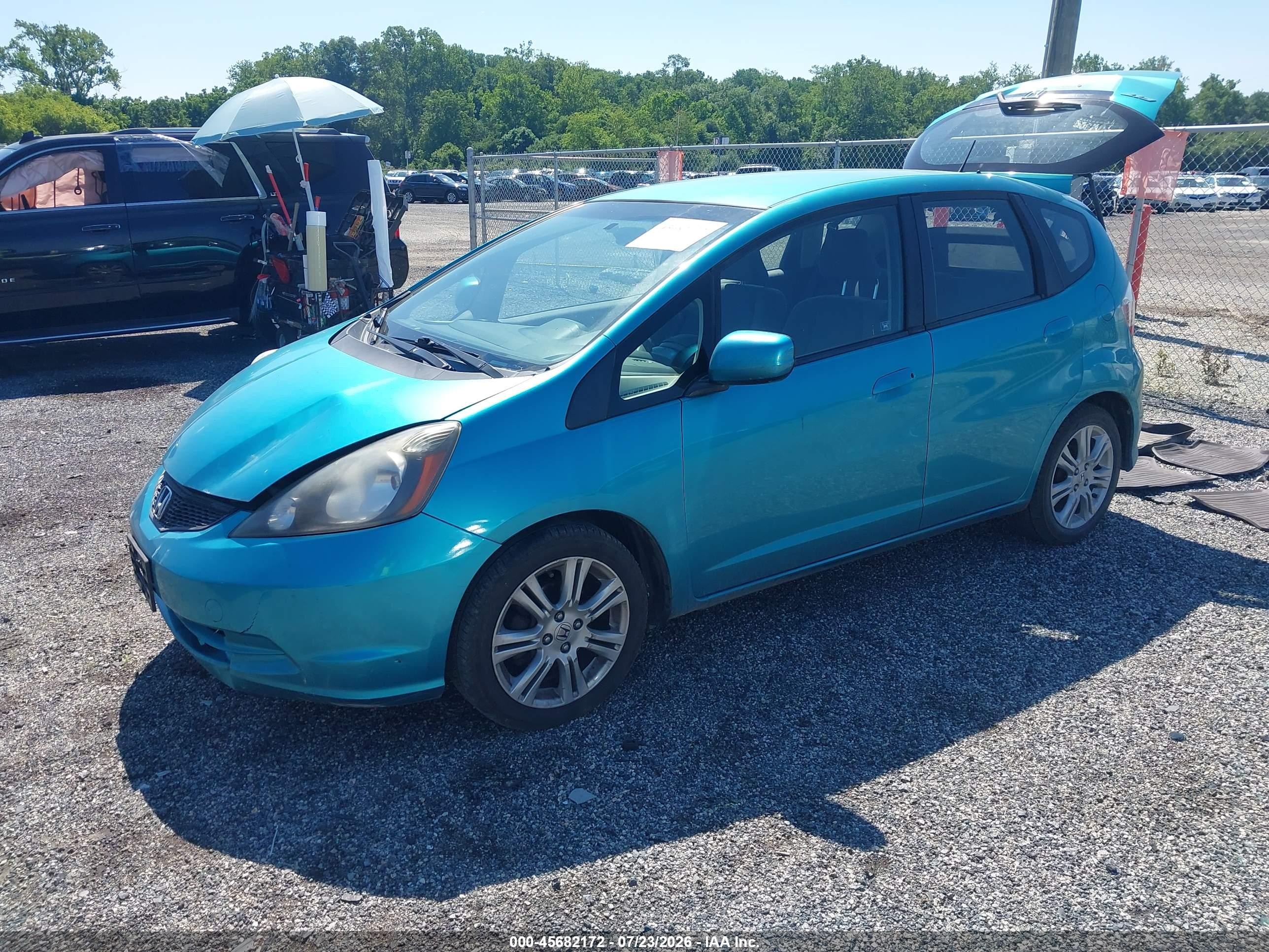 2012 Honda Fit   Teal vin: JHMGE8H32CC035301