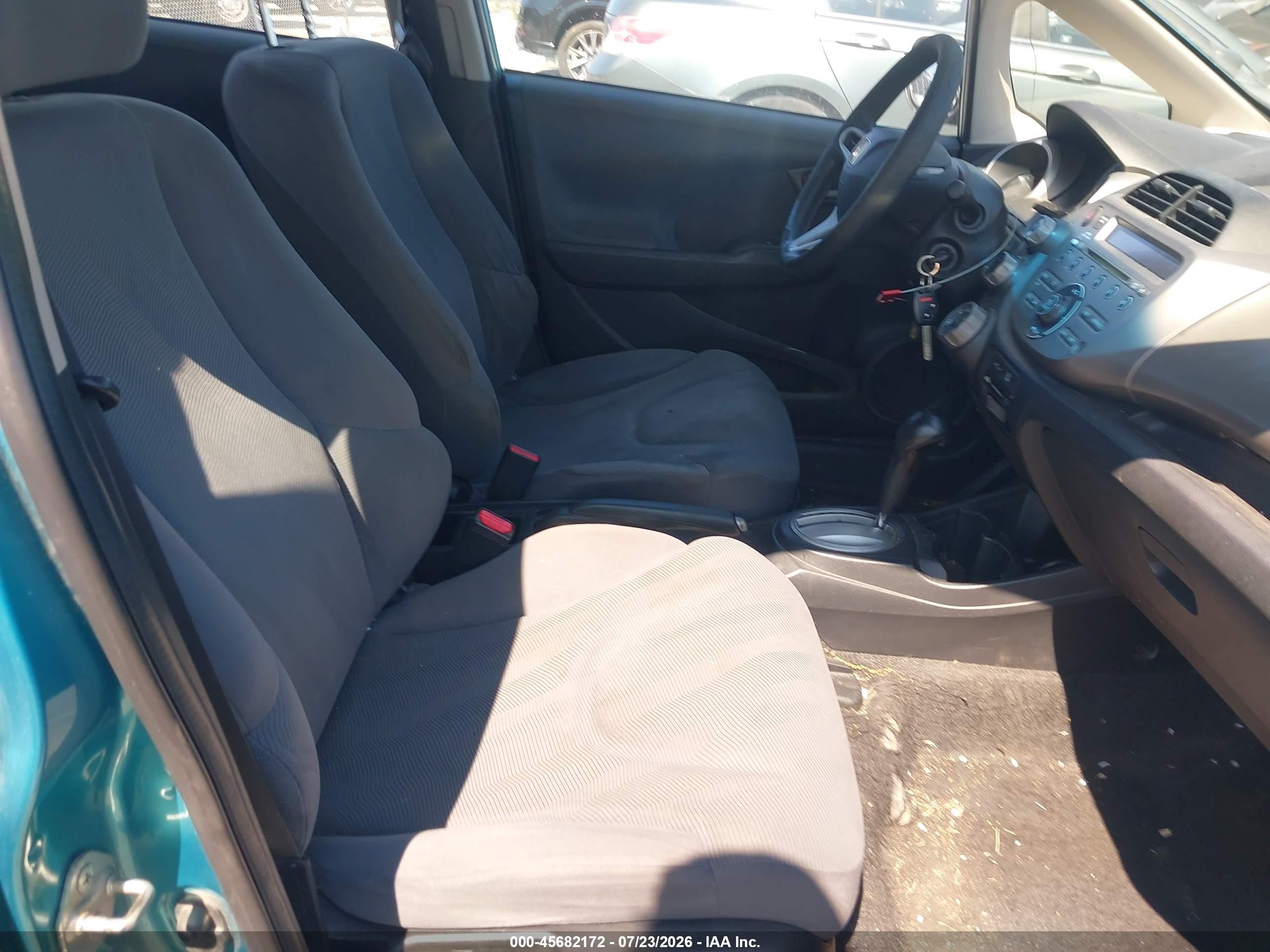 2012 Honda Fit   Teal vin: JHMGE8H32CC035301