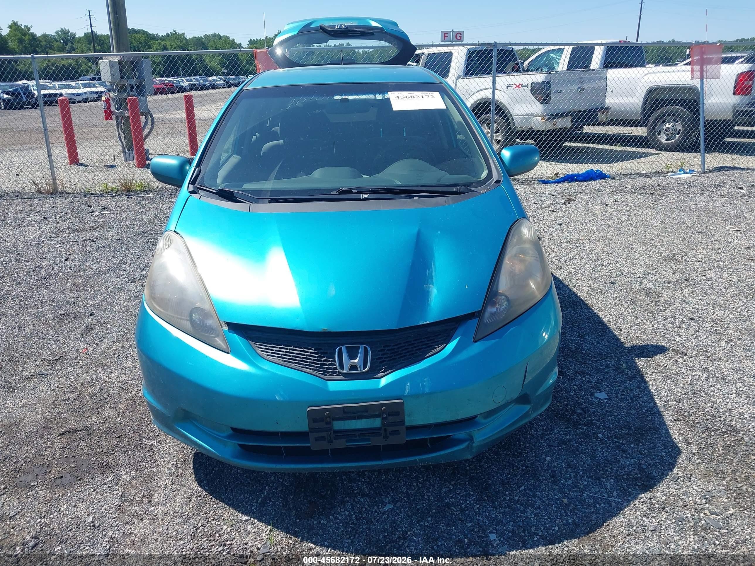 2012 Honda Fit   Teal vin: JHMGE8H32CC035301