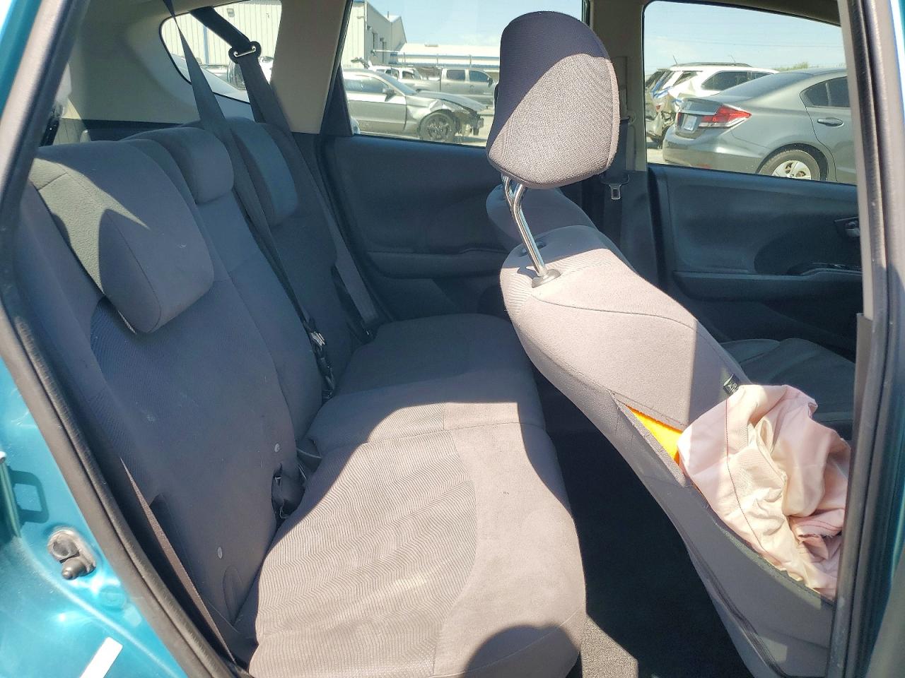 2013 Honda Fit Blue vin: JHMGE8H32DC019729