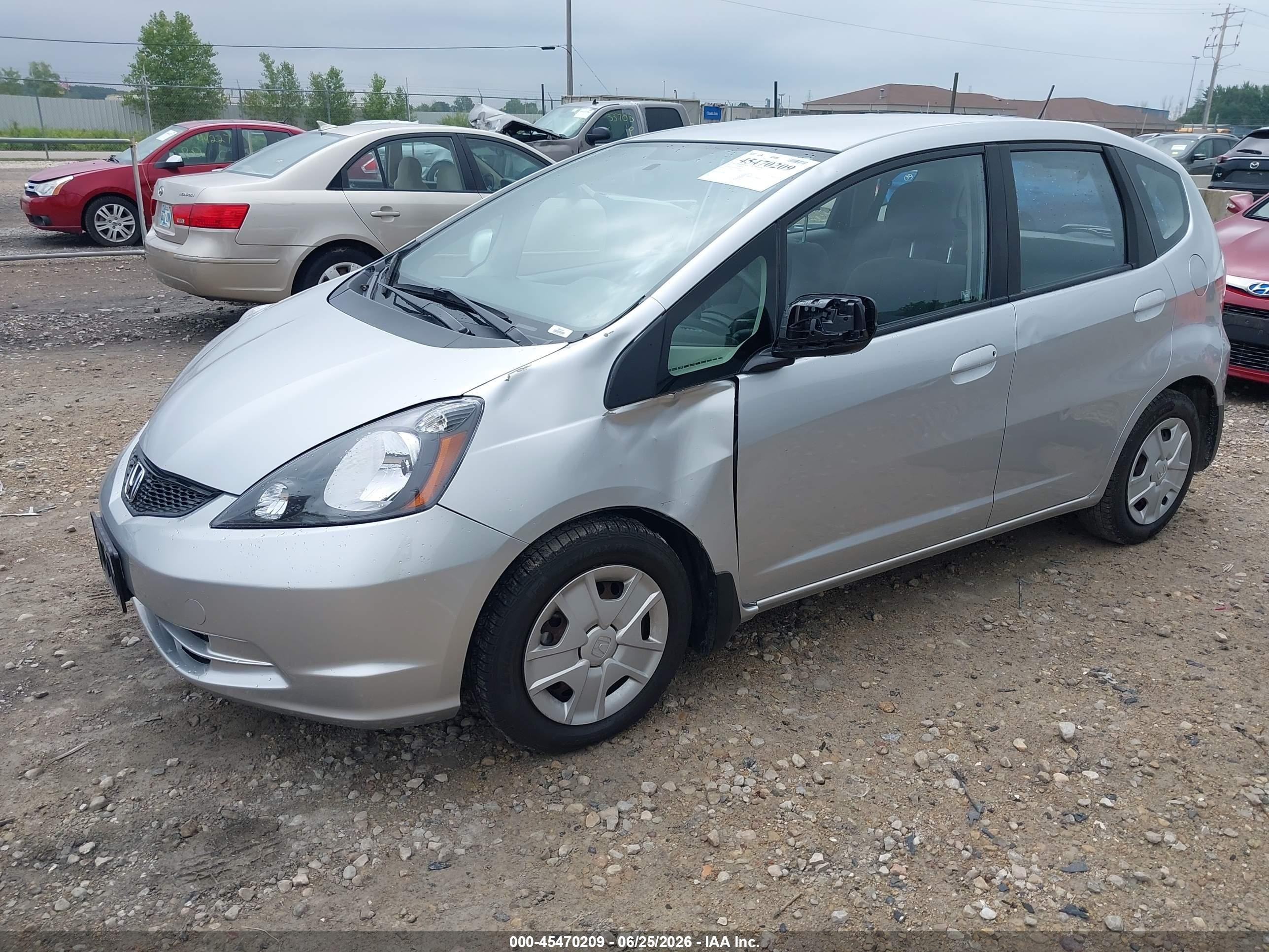 2013 Honda Fit Gray vin: JHMGE8H32DC026342