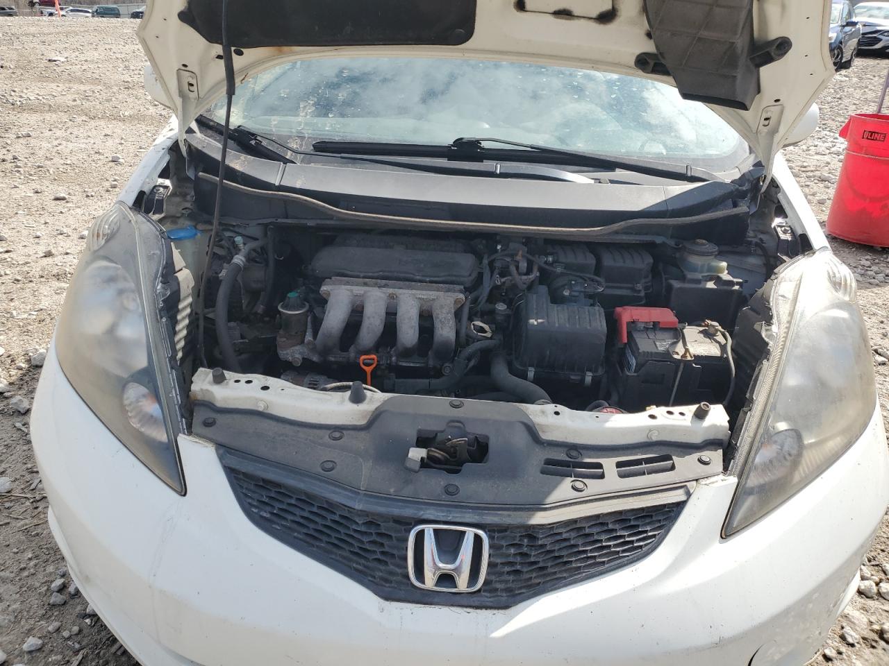 2013 Honda Fit Белый vin: JHMGE8H32DC048938 Damage: Left Head Lamp, Faded, Repair Required