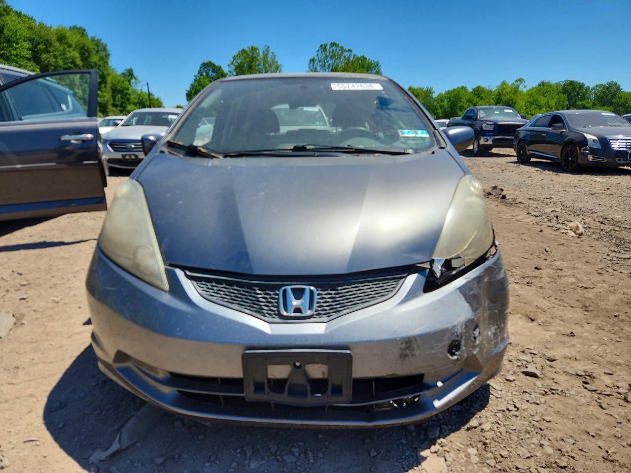 2013 Honda Fit Gray vin: JHMGE8H32DC074262