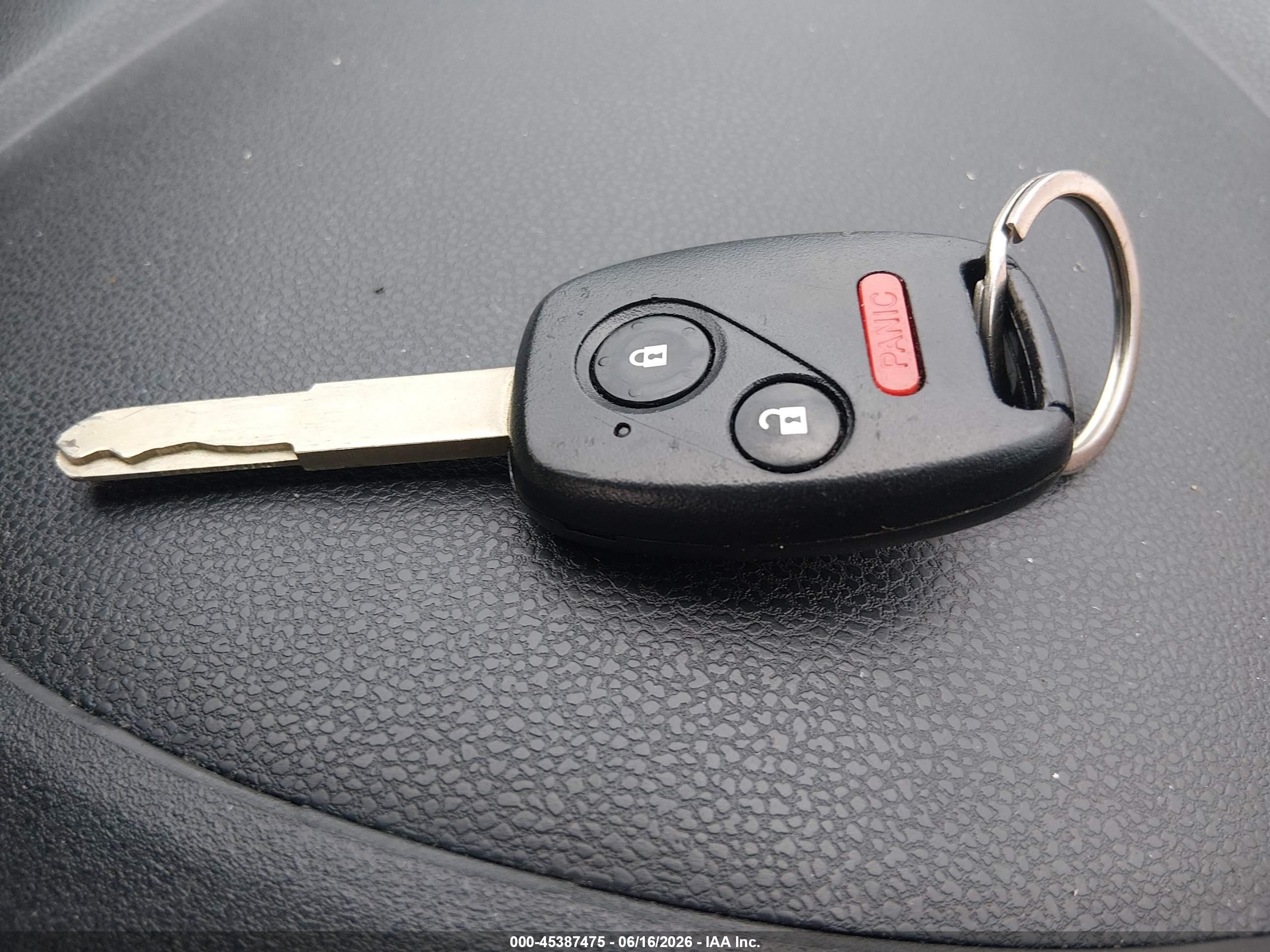 2011 Honda Fit   Blue vin: JHMGE8H33BC018215